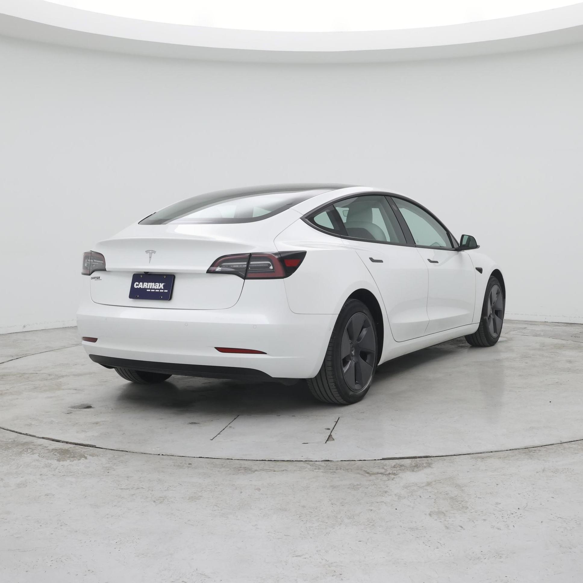 Thumbnail: 2022 Tesla Model 3 - 8