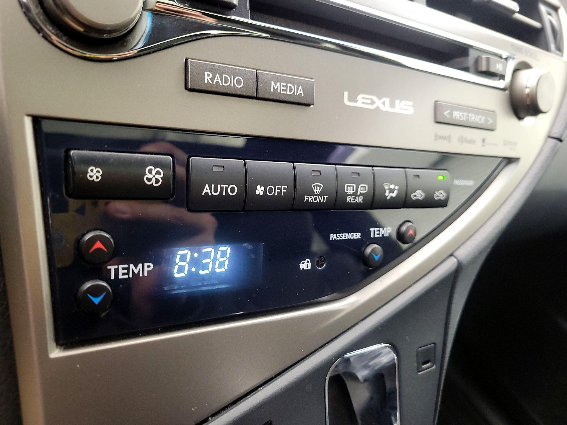 Thumbnail: 2015 Lexus RX - 16