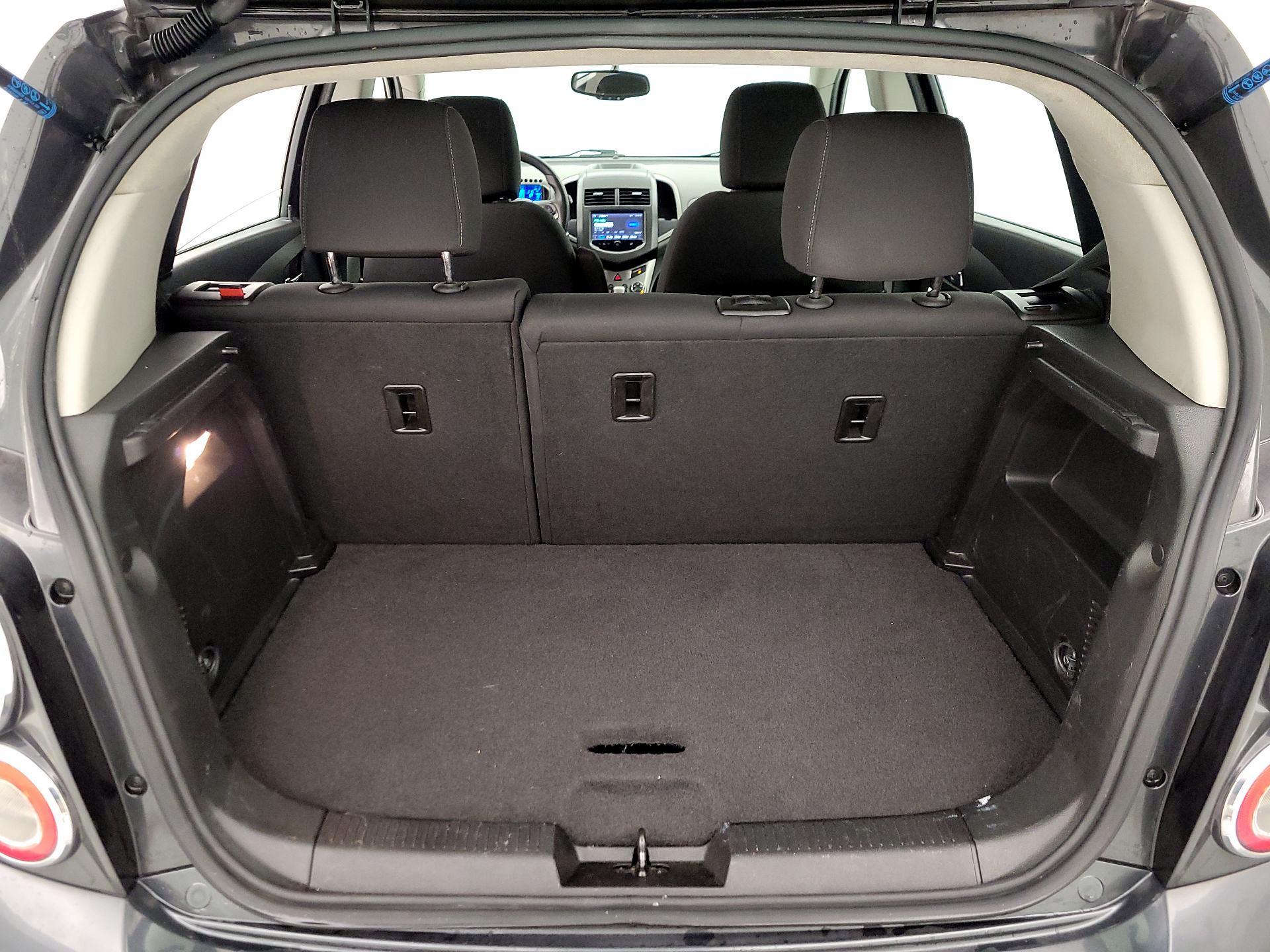 Thumbnail: 2015 Chevrolet Sonic - 18