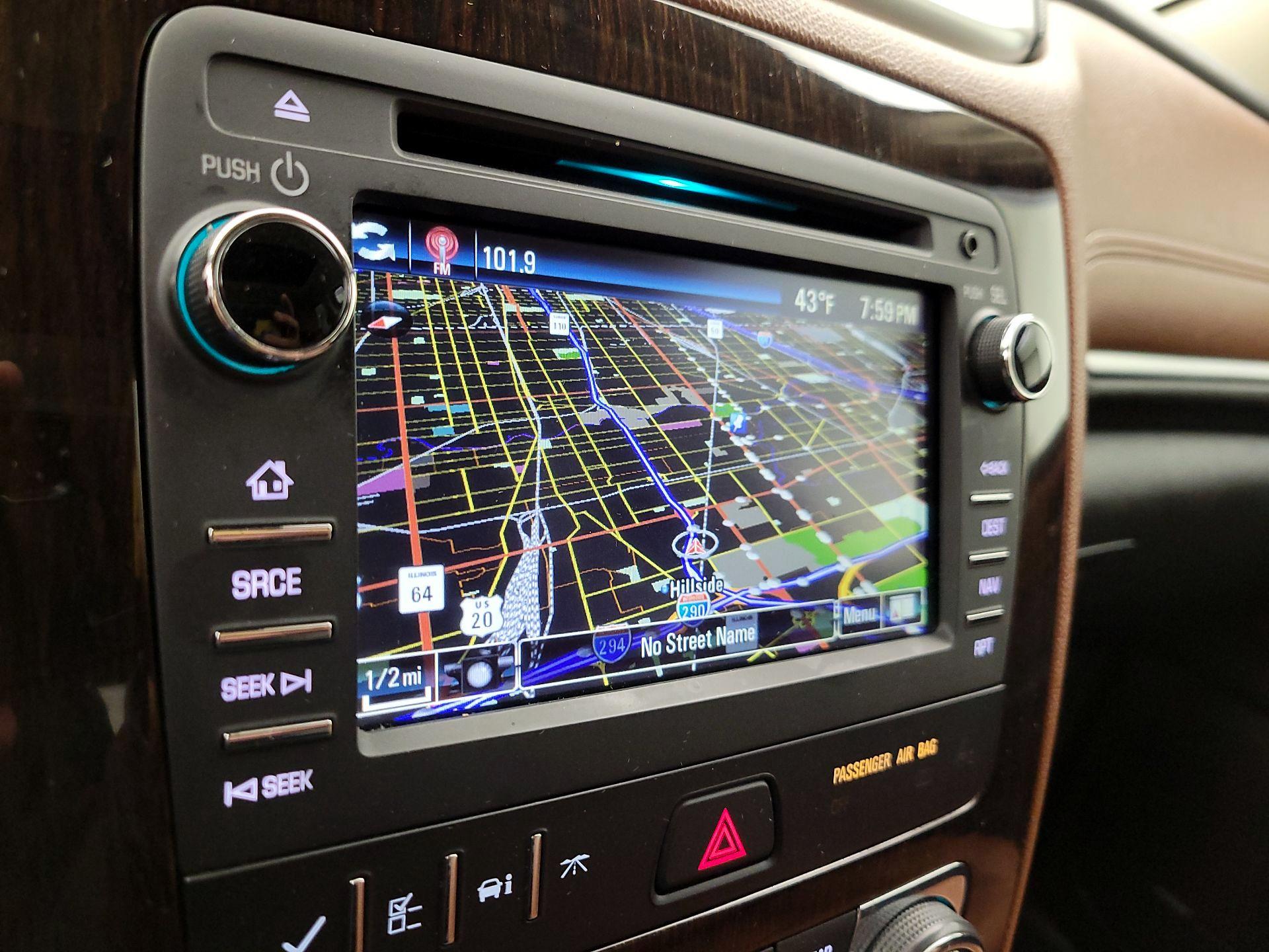 Thumbnail: 2017 Chevrolet Traverse - 14