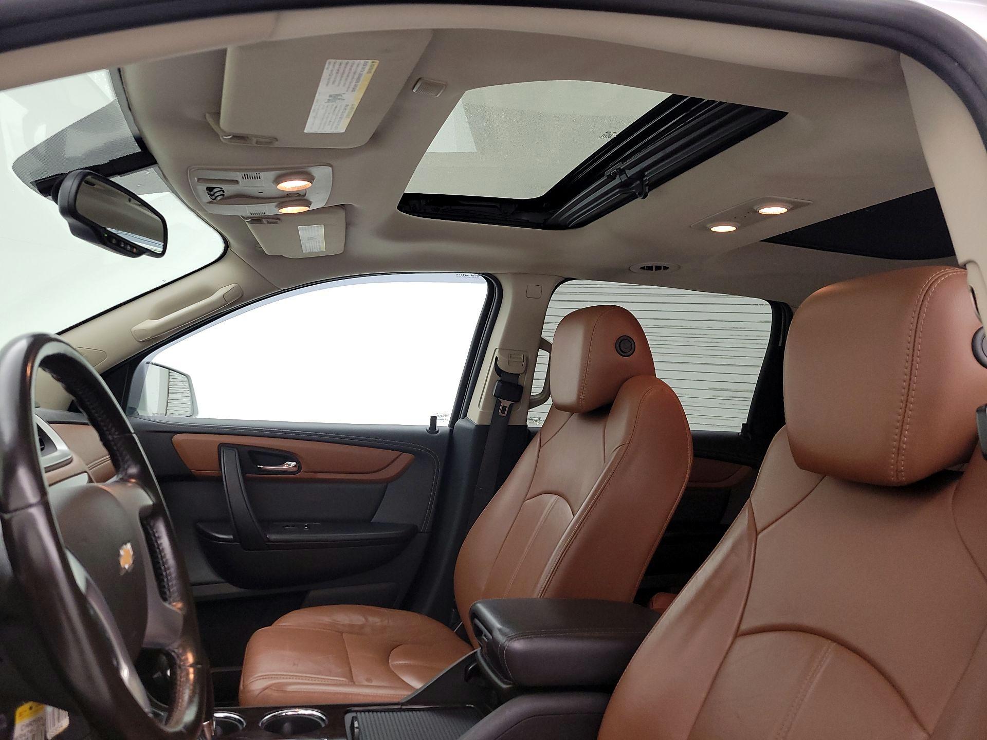 Thumbnail: 2017 Chevrolet Traverse - 20