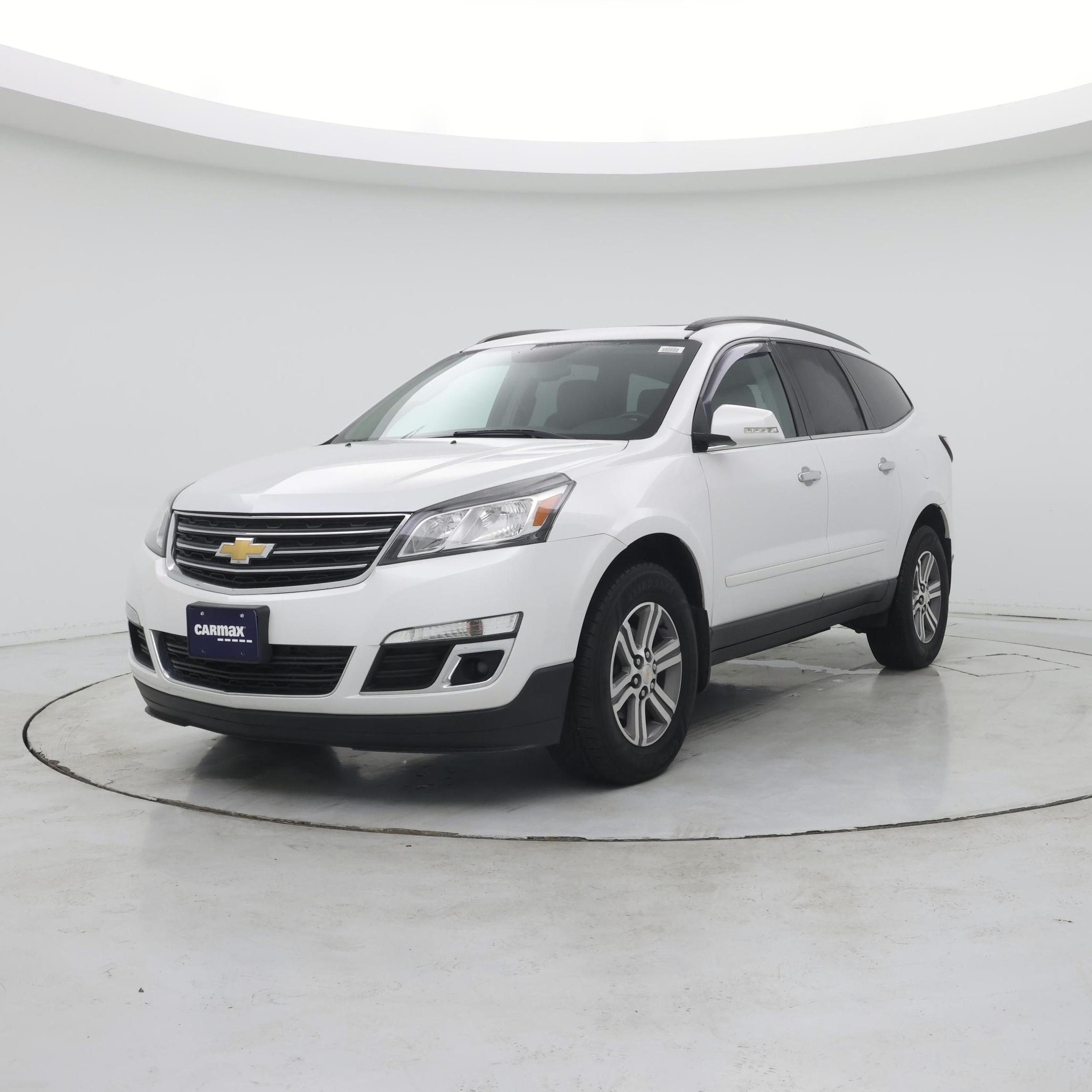 Thumbnail: 2017 Chevrolet Traverse - 4