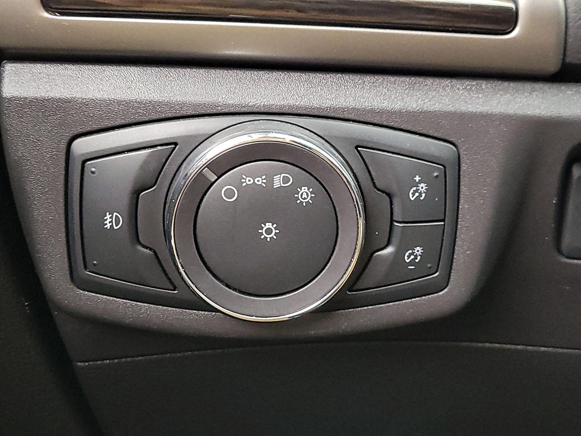 Thumbnail: 2014 Ford Fusion - 13