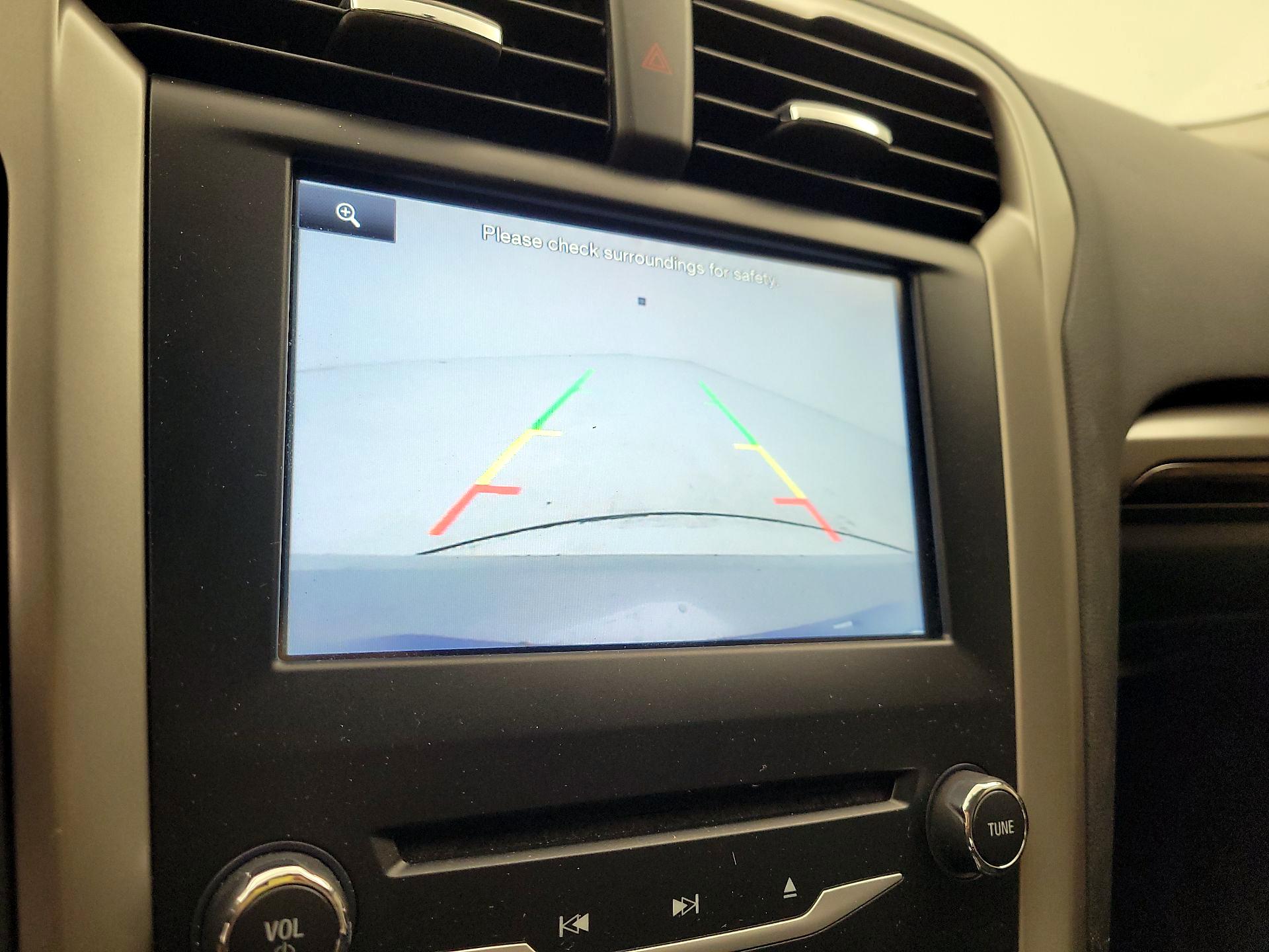 Thumbnail: 2014 Ford Fusion - 15