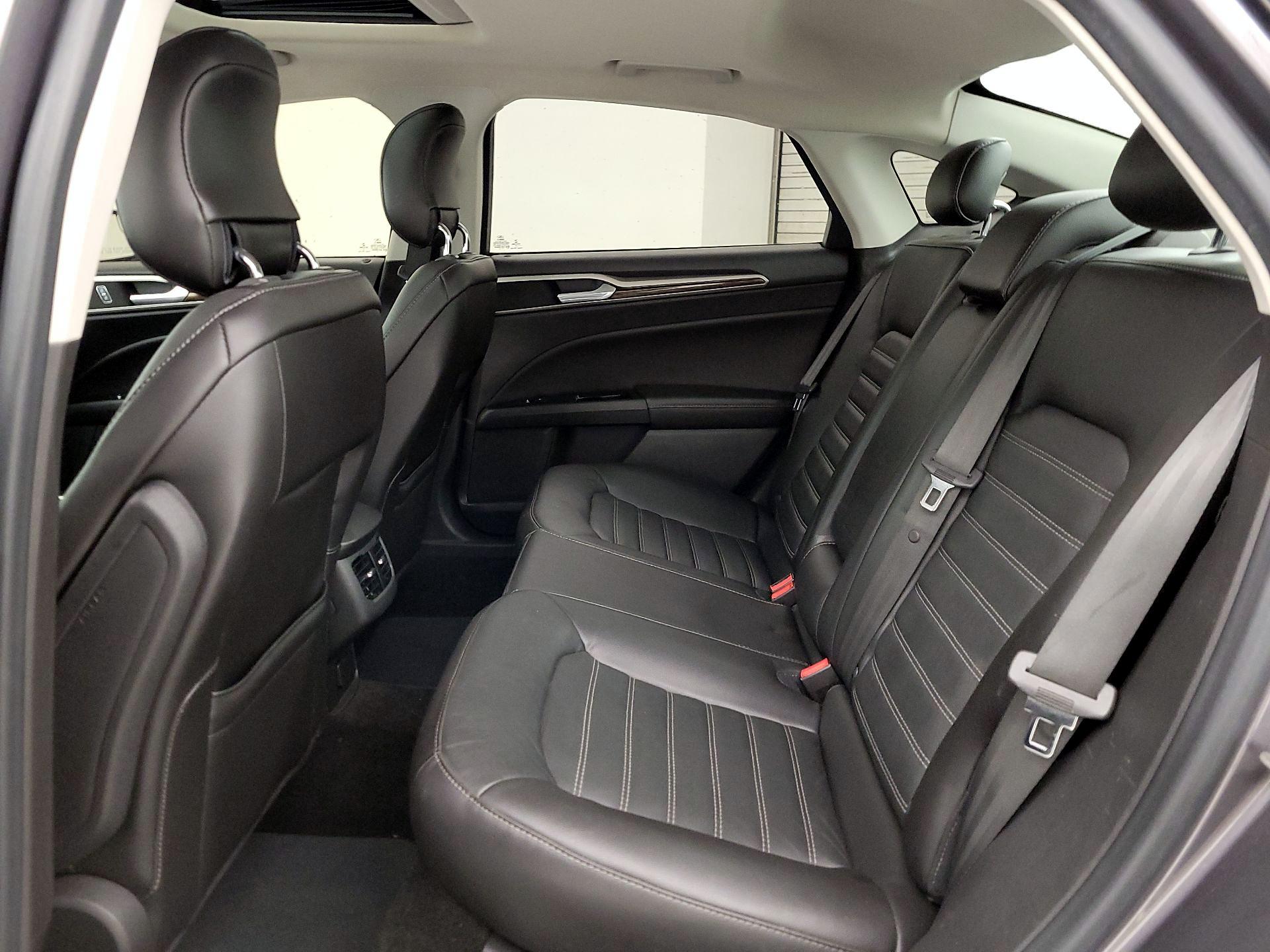 Thumbnail: 2014 Ford Fusion - 20