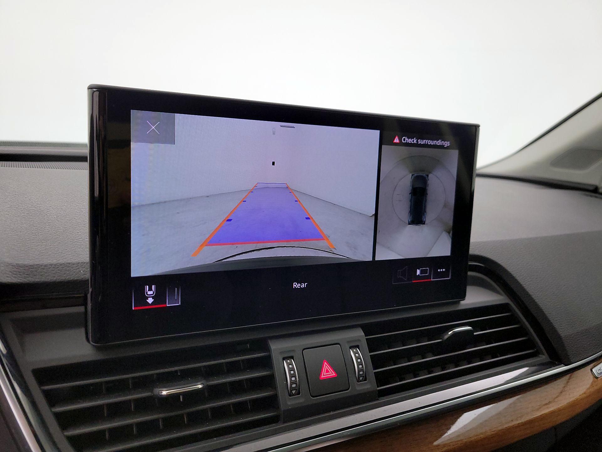 Thumbnail: 2023 Audi Q5 - 14