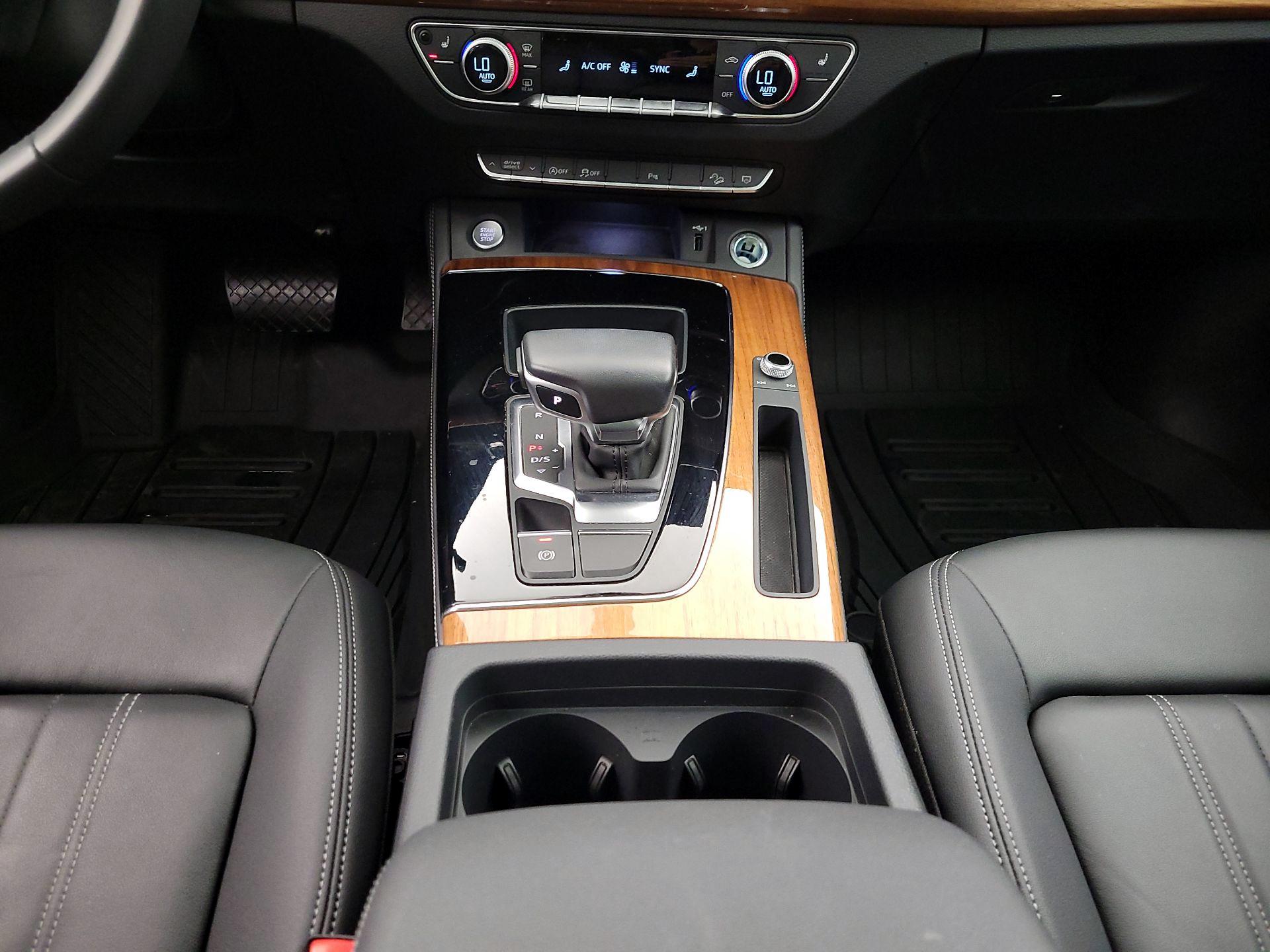 Thumbnail: 2023 Audi Q5 - 17