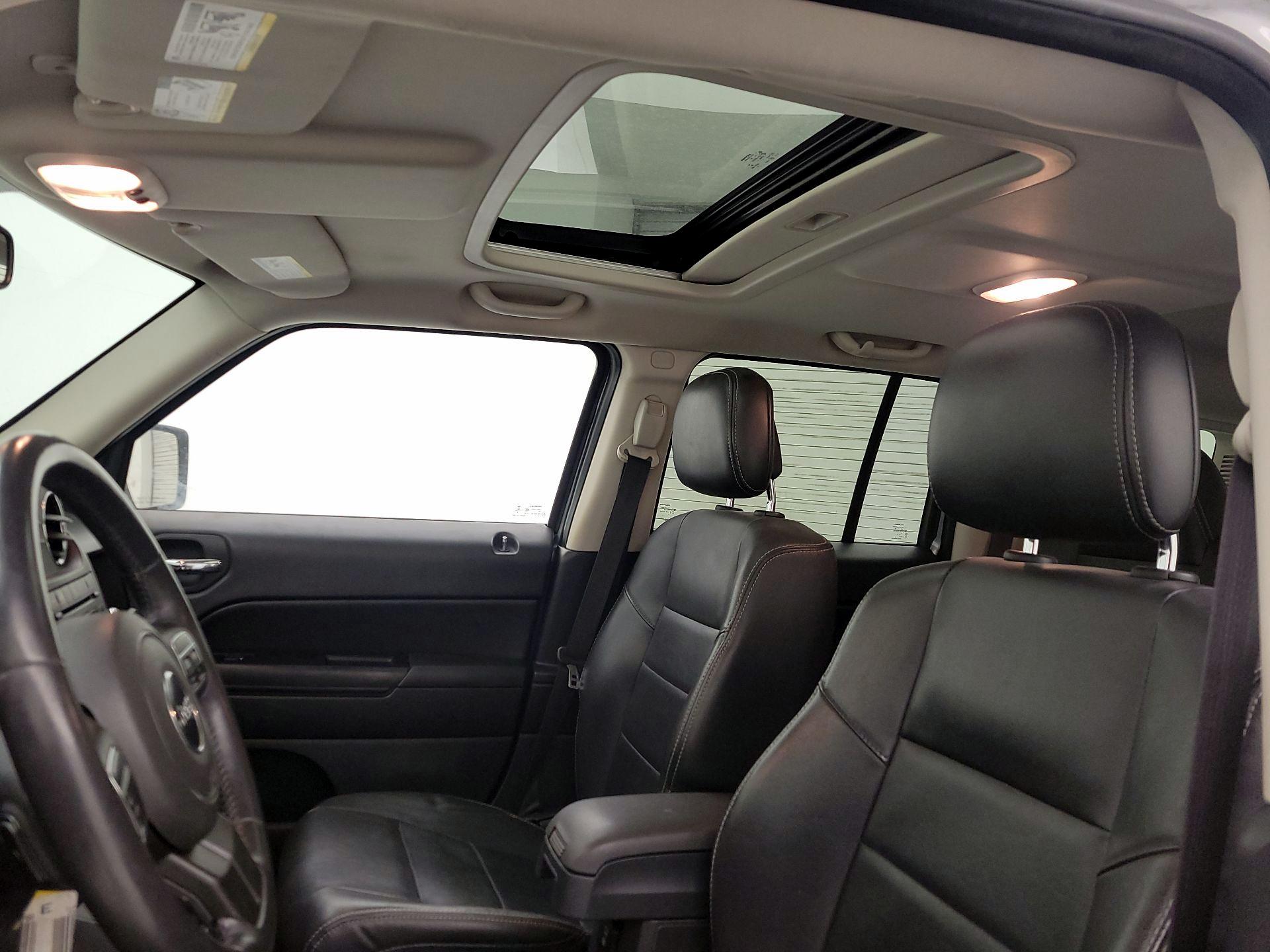 Thumbnail: 2014 Jeep Patriot - 17