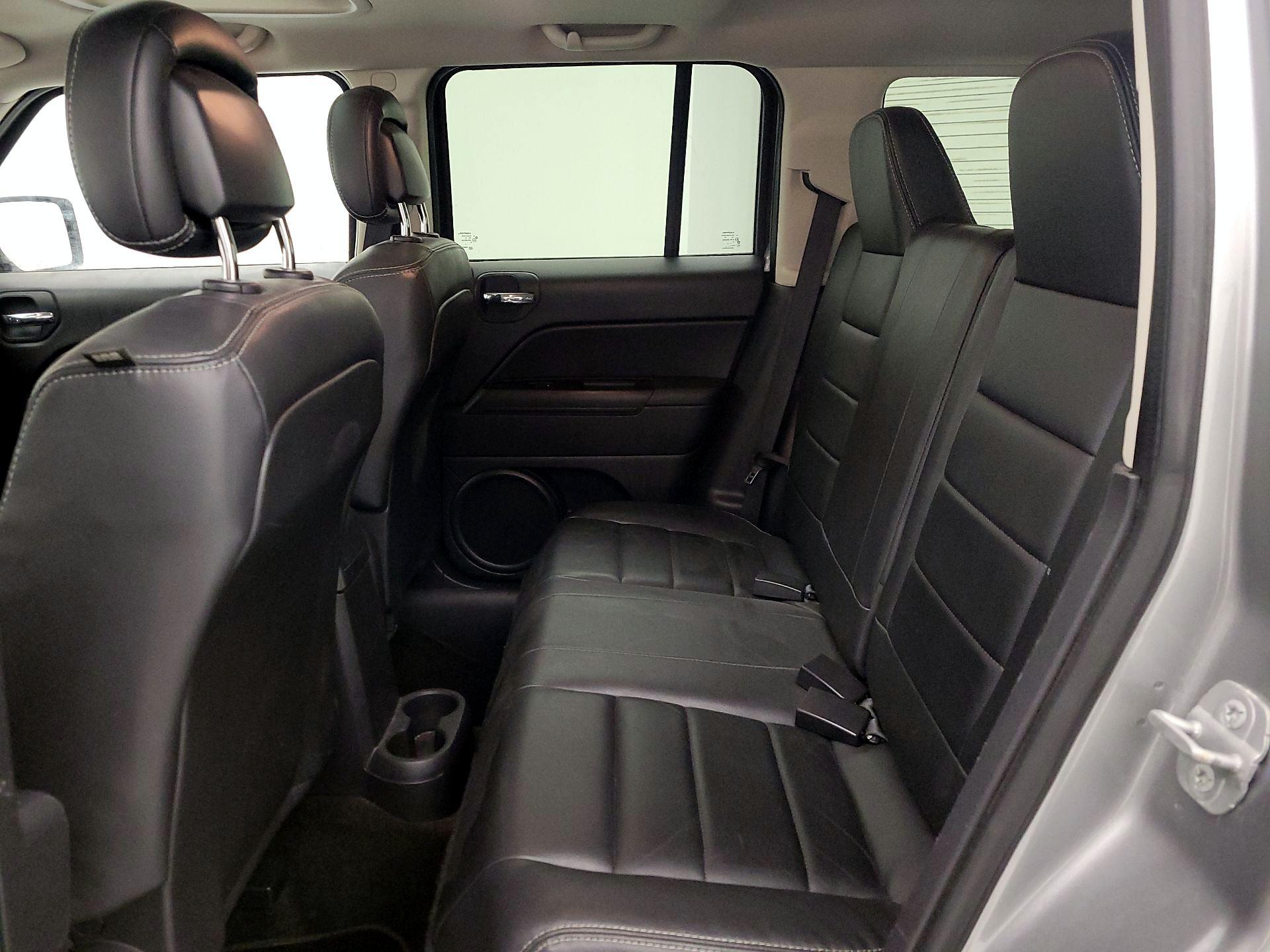 Thumbnail: 2014 Jeep Patriot - 18