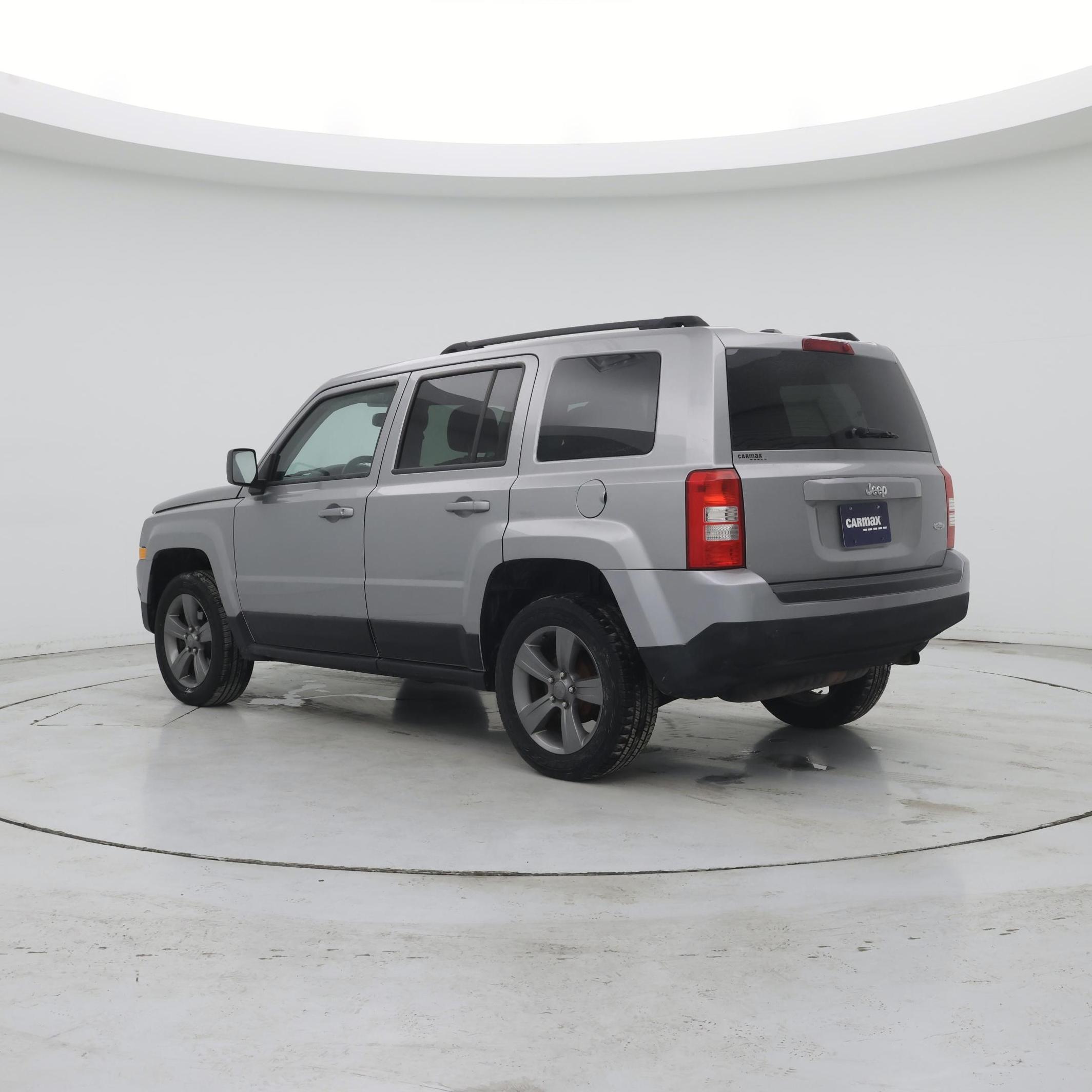 Thumbnail: 2014 Jeep Patriot - 2