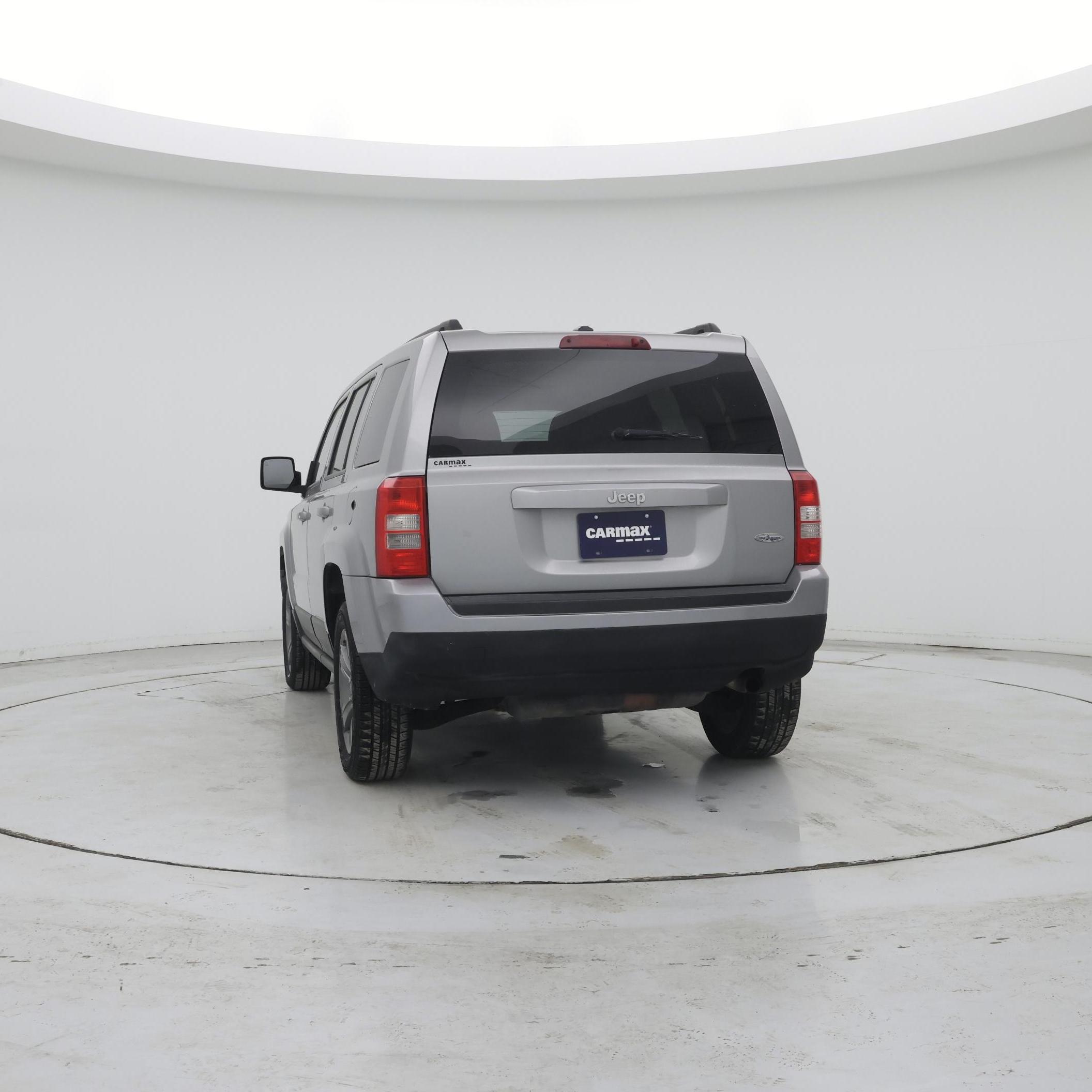 Thumbnail: 2014 Jeep Patriot - 6