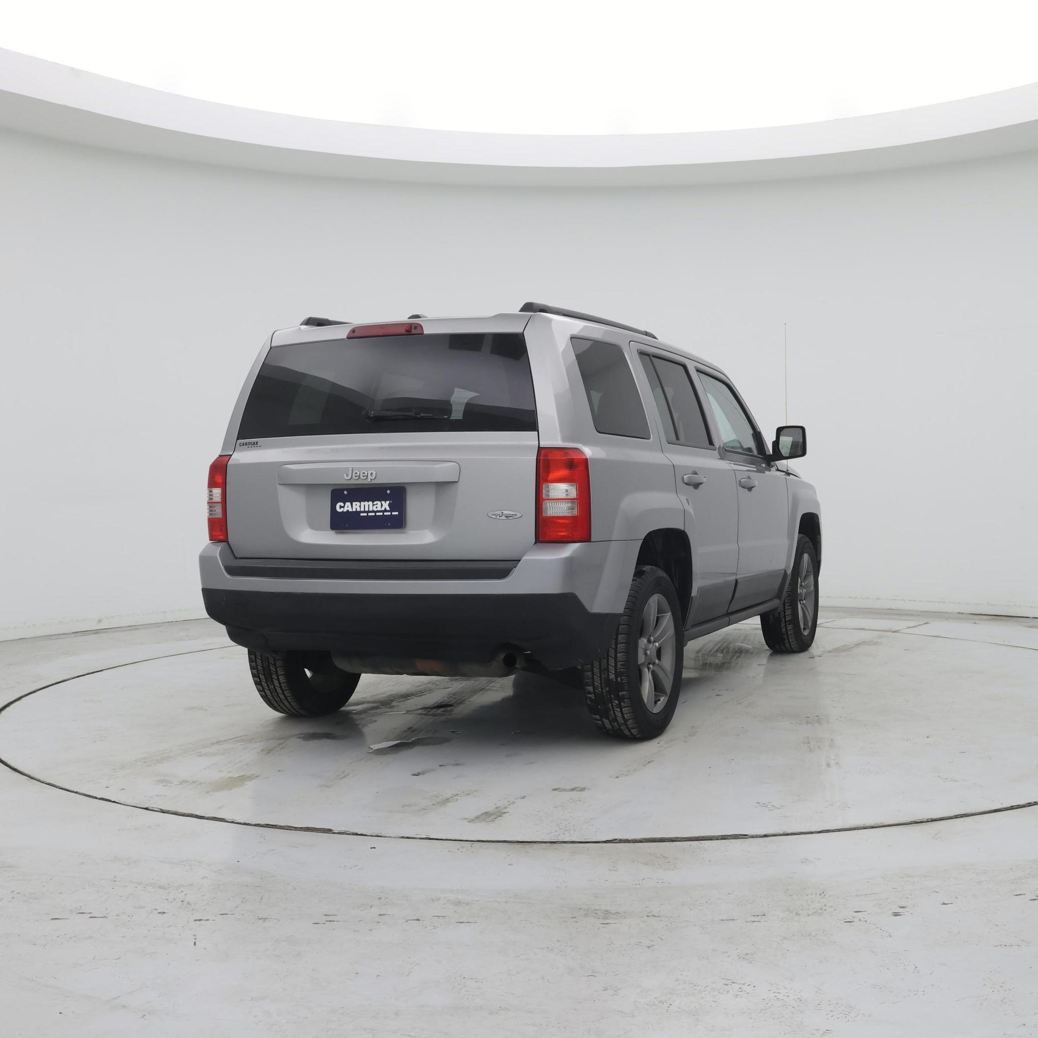 Thumbnail: 2014 Jeep Patriot - 8