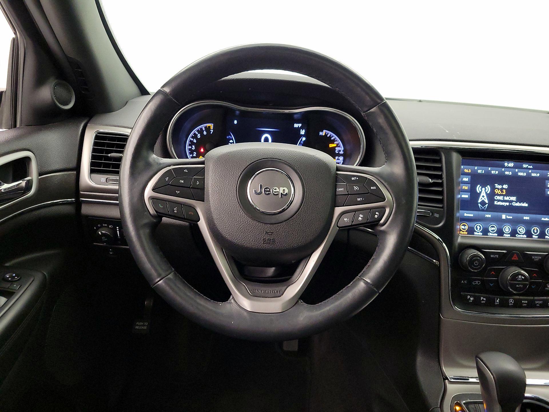 Thumbnail: 2018 Jeep Grand Cherokee - 10