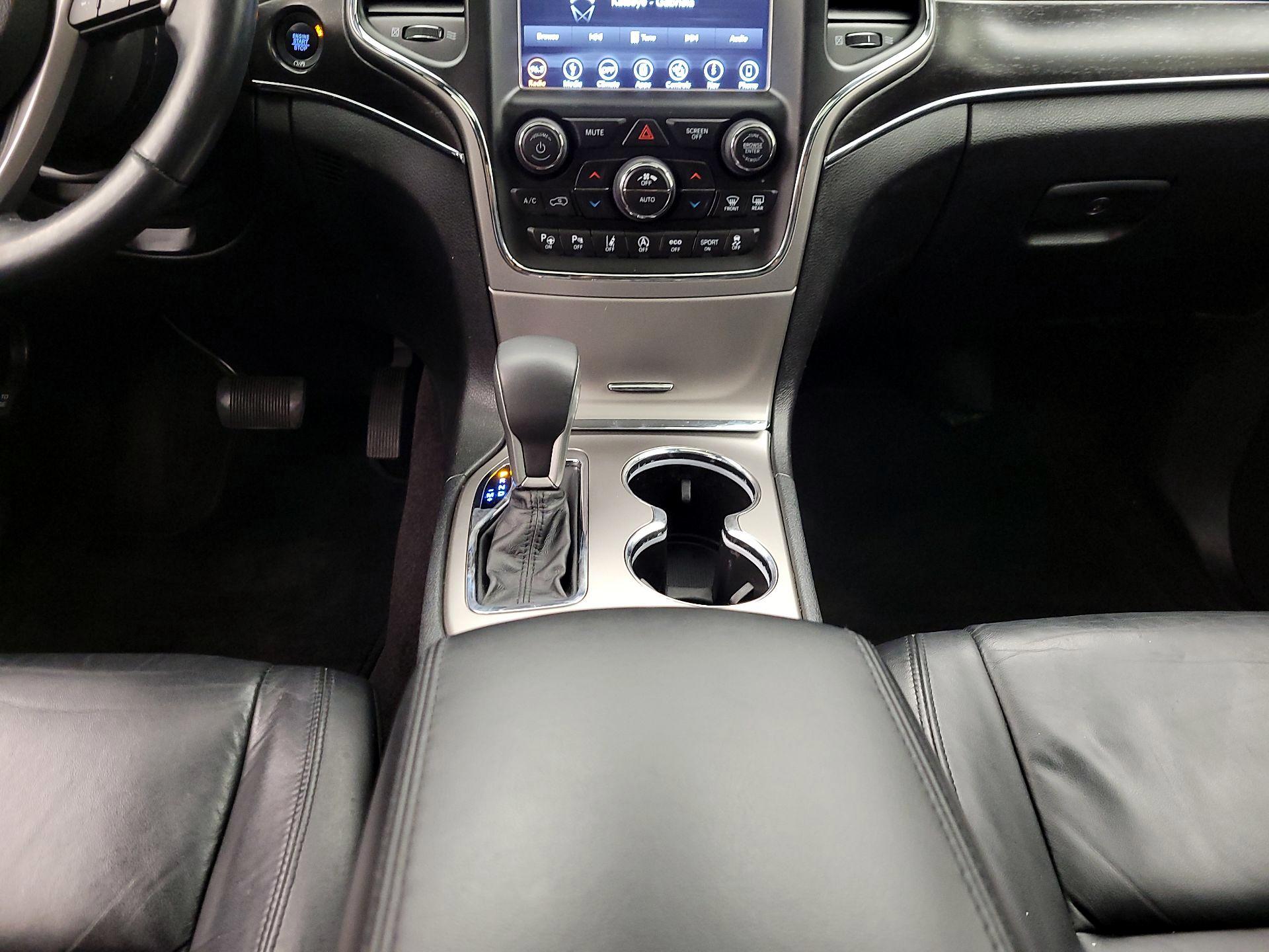 Thumbnail: 2018 Jeep Grand Cherokee - 18