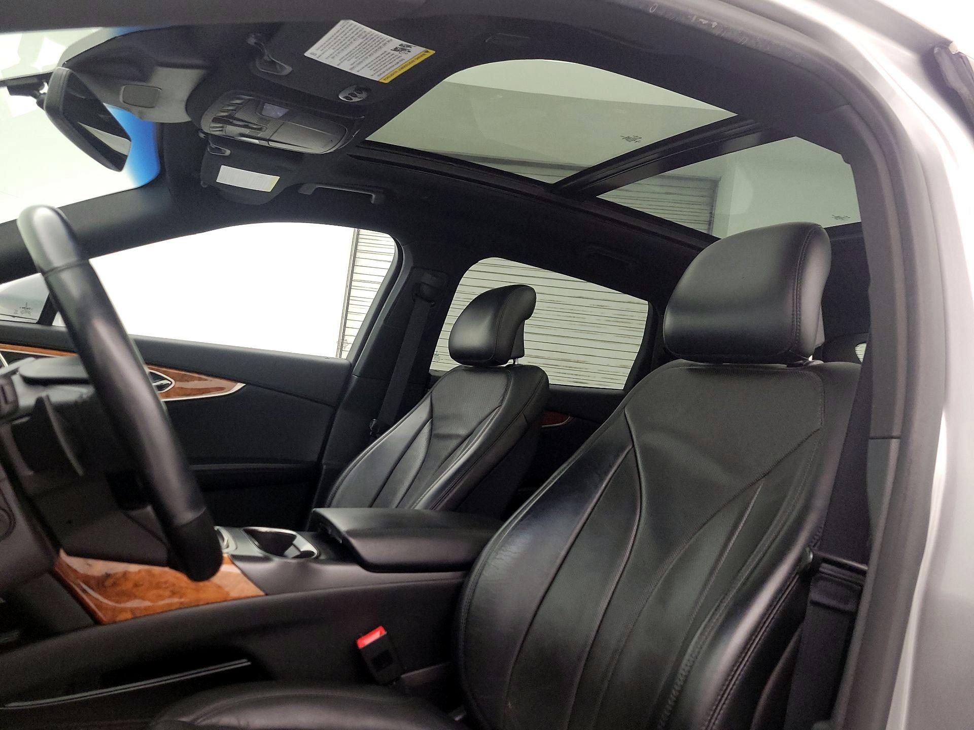 Thumbnail: 2019 Lincoln Nautilus - 20