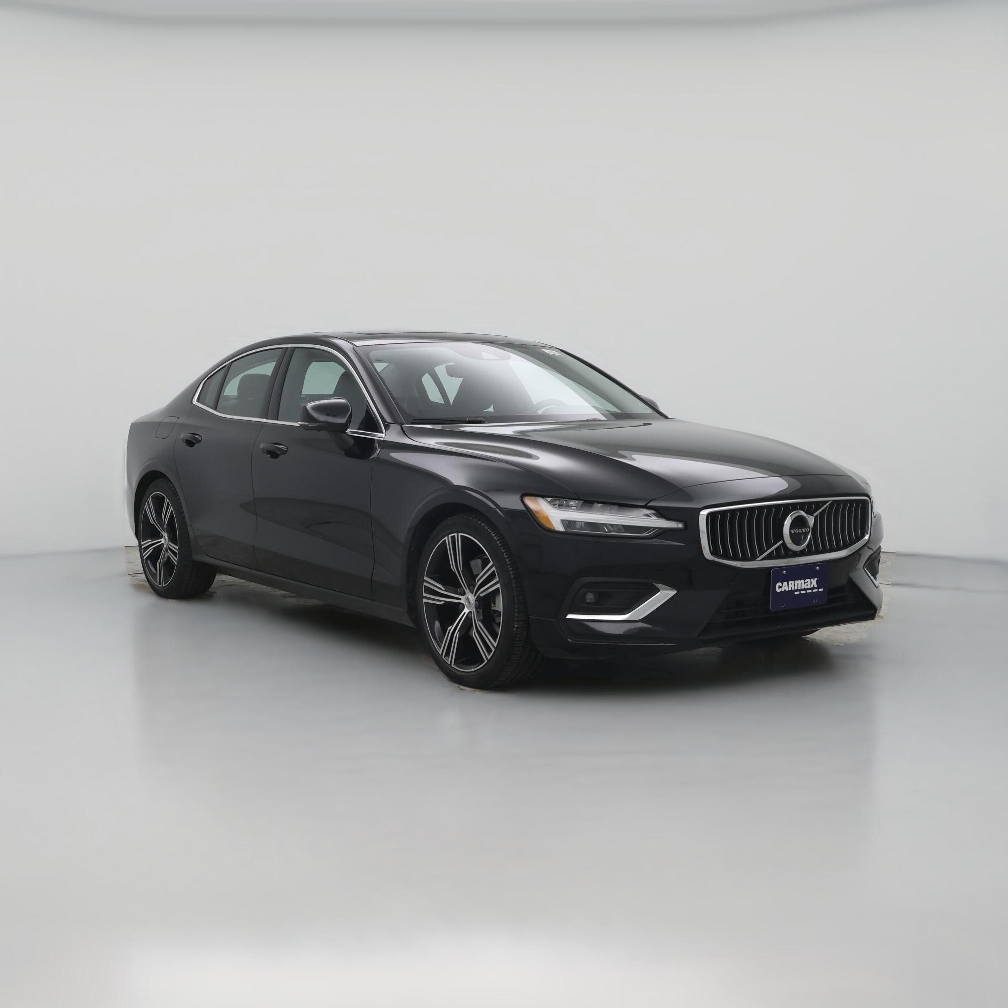 Thumbnail: 2022 Volvo S60 - 1