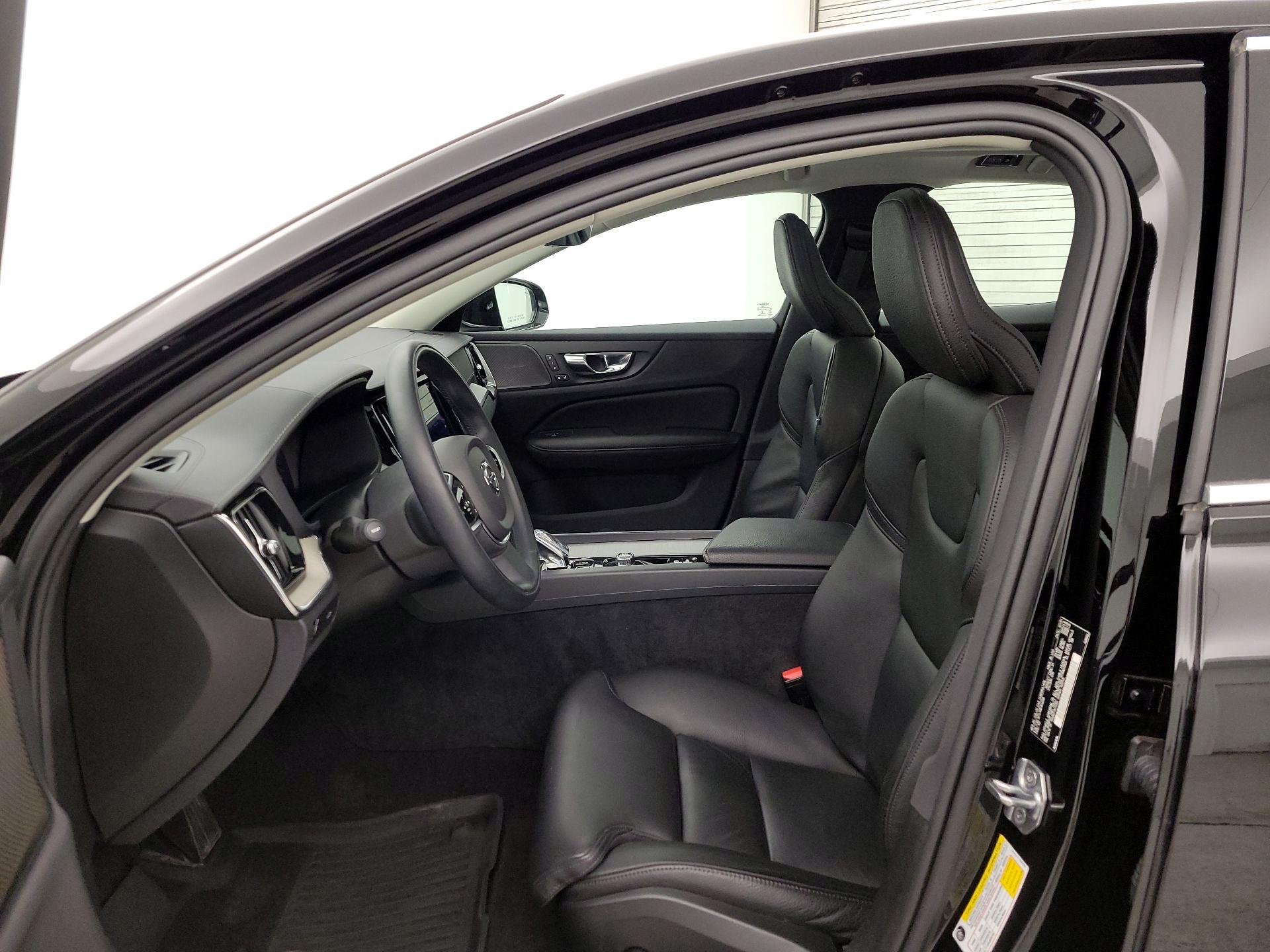 Thumbnail: 2022 Volvo S60 - 11