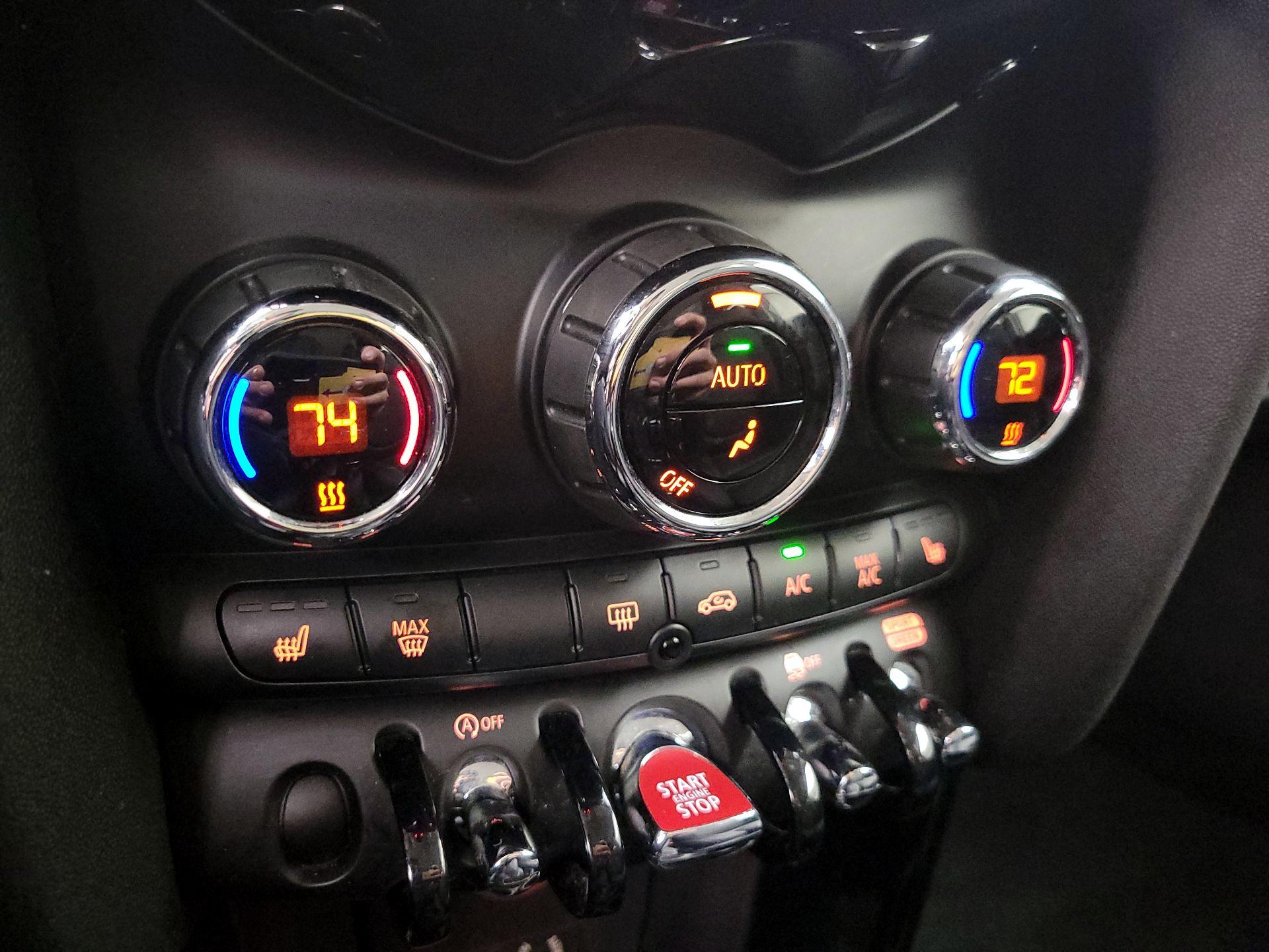 Thumbnail: 2018 MINI Cooper Hardtop - 16