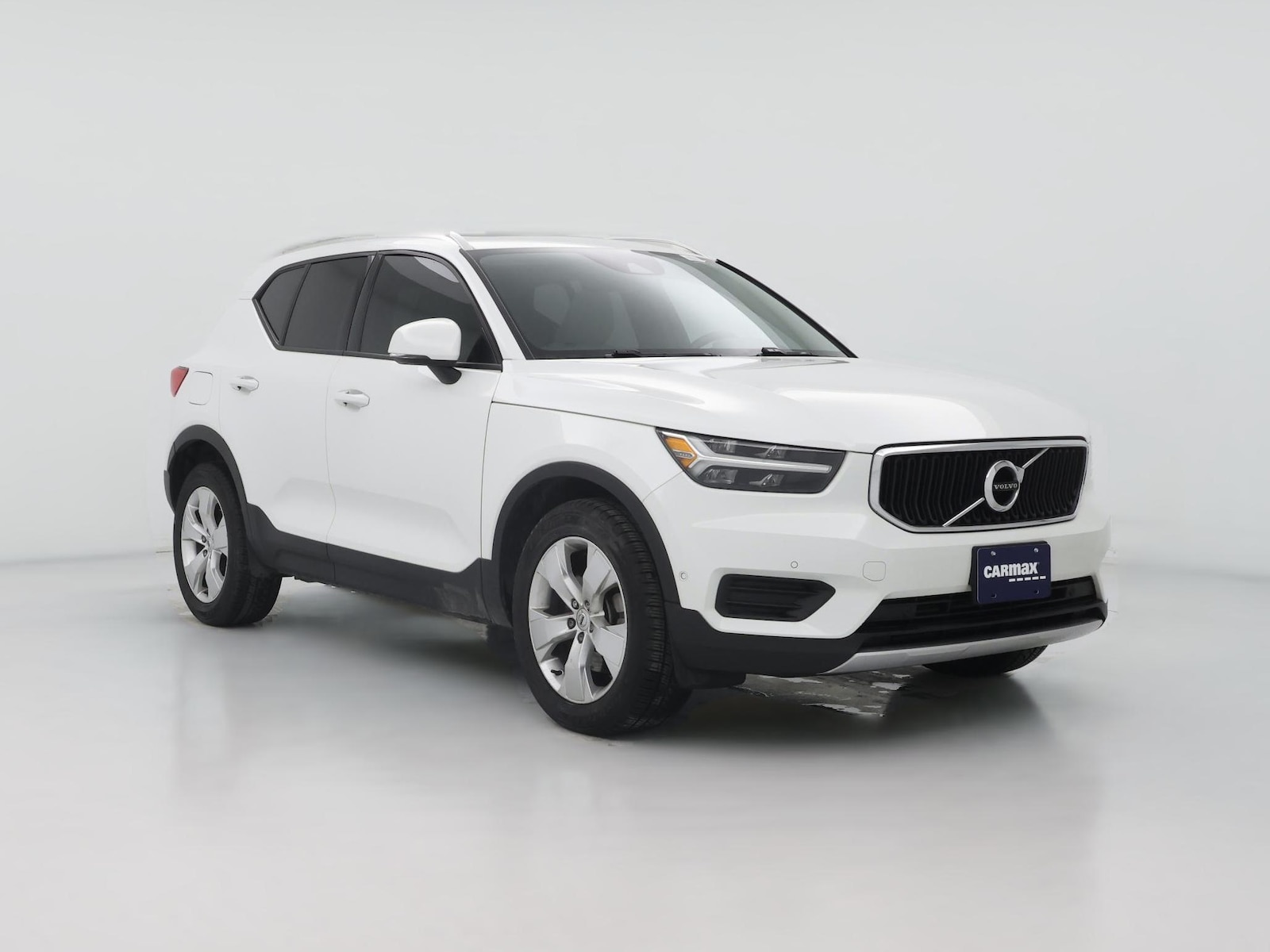 2019 Volvo XC40 Momentum