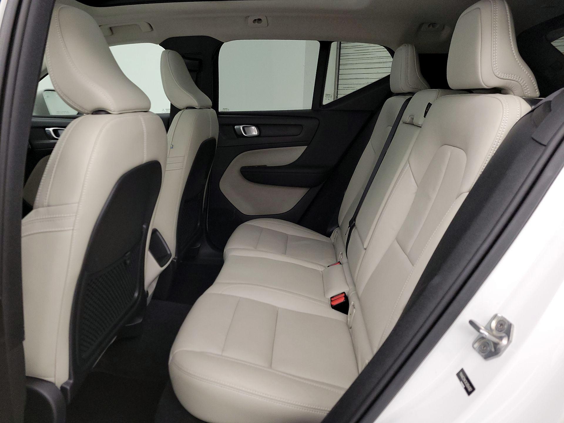 Thumbnail: 2019 Volvo XC40 - 20