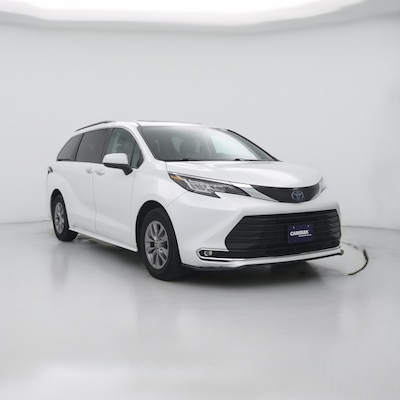 2023 Toyota Sienna XLE