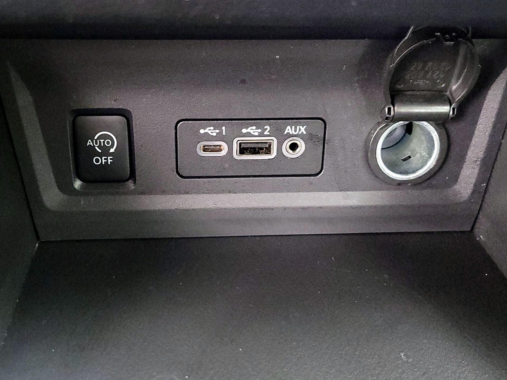 Thumbnail: 2024 Nissan Sentra - 18