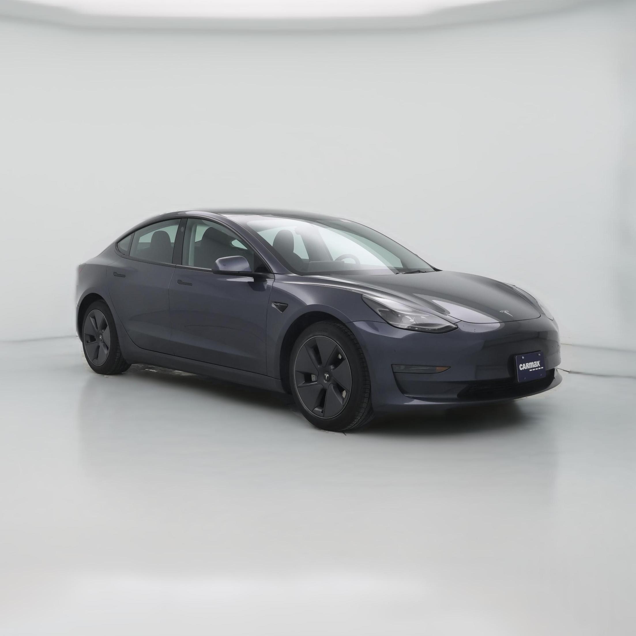 Thumbnail: 2023 Tesla Model 3 - 1
