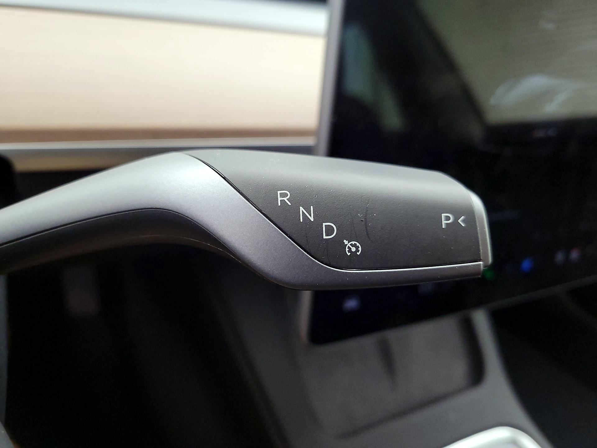 Thumbnail: 2023 Tesla Model 3 - 17