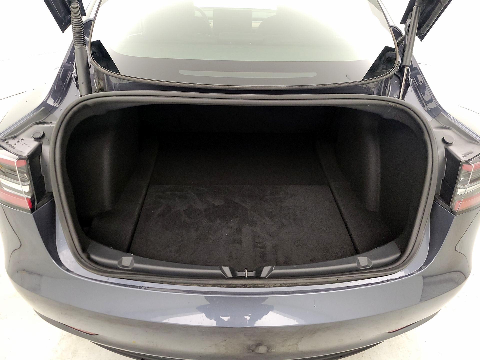 Thumbnail: 2023 Tesla Model 3 - 20