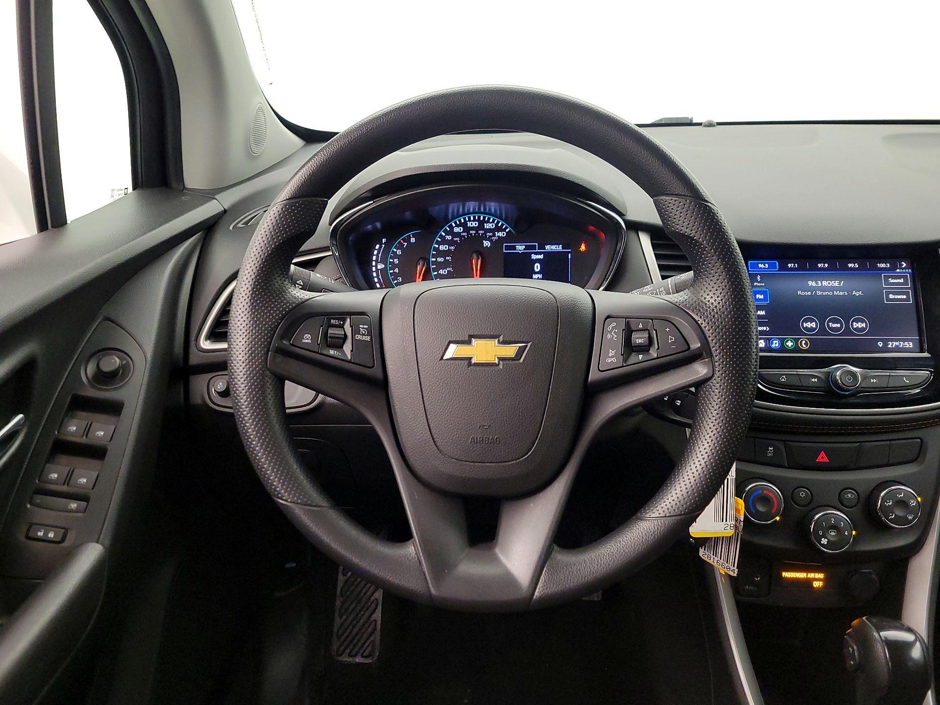 Thumbnail: 2020 Chevrolet Trax - 10