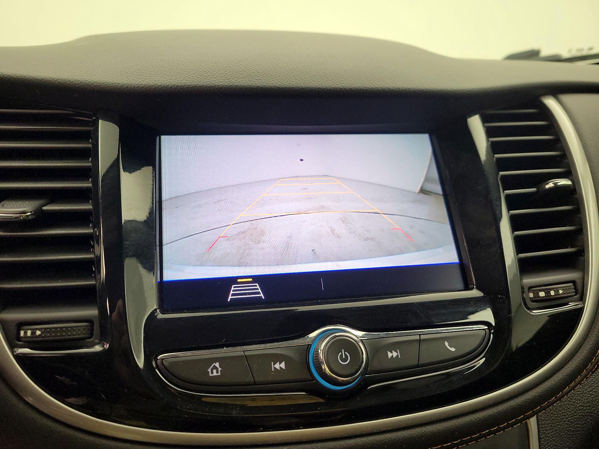 Thumbnail: 2020 Chevrolet Trax - 14