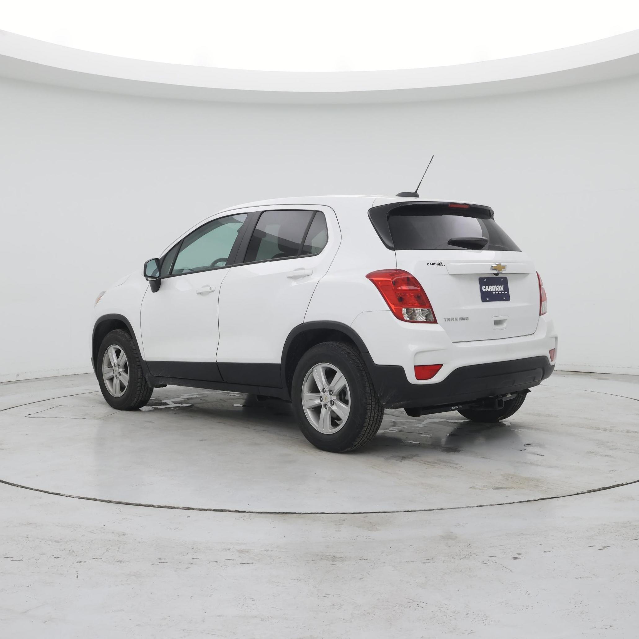 Thumbnail: 2020 Chevrolet Trax - 2