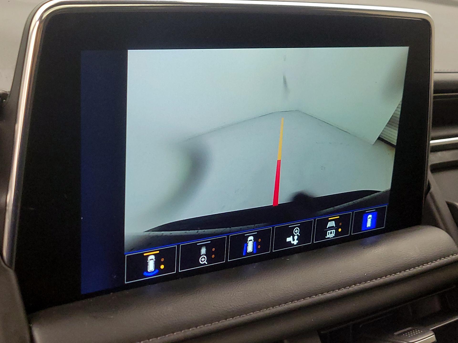 Thumbnail: 2023 Chevrolet Tahoe - 14