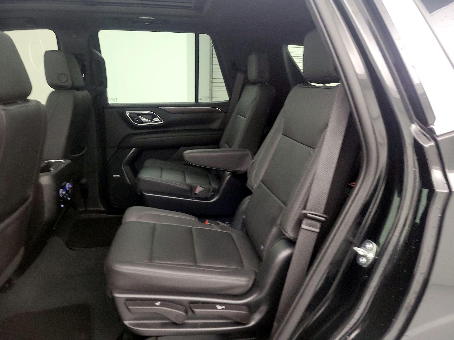 Thumbnail: 2023 Chevrolet Tahoe - 20