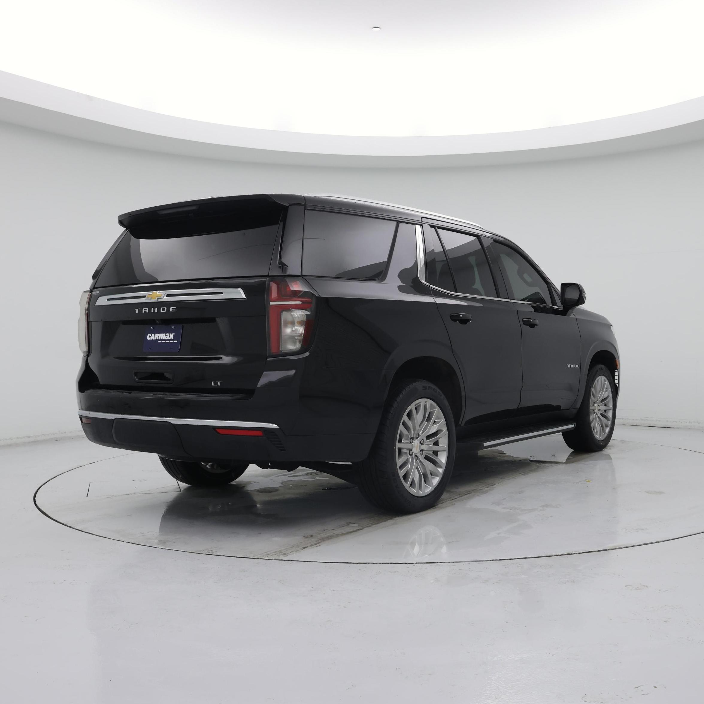 Thumbnail: 2023 Chevrolet Tahoe - 8