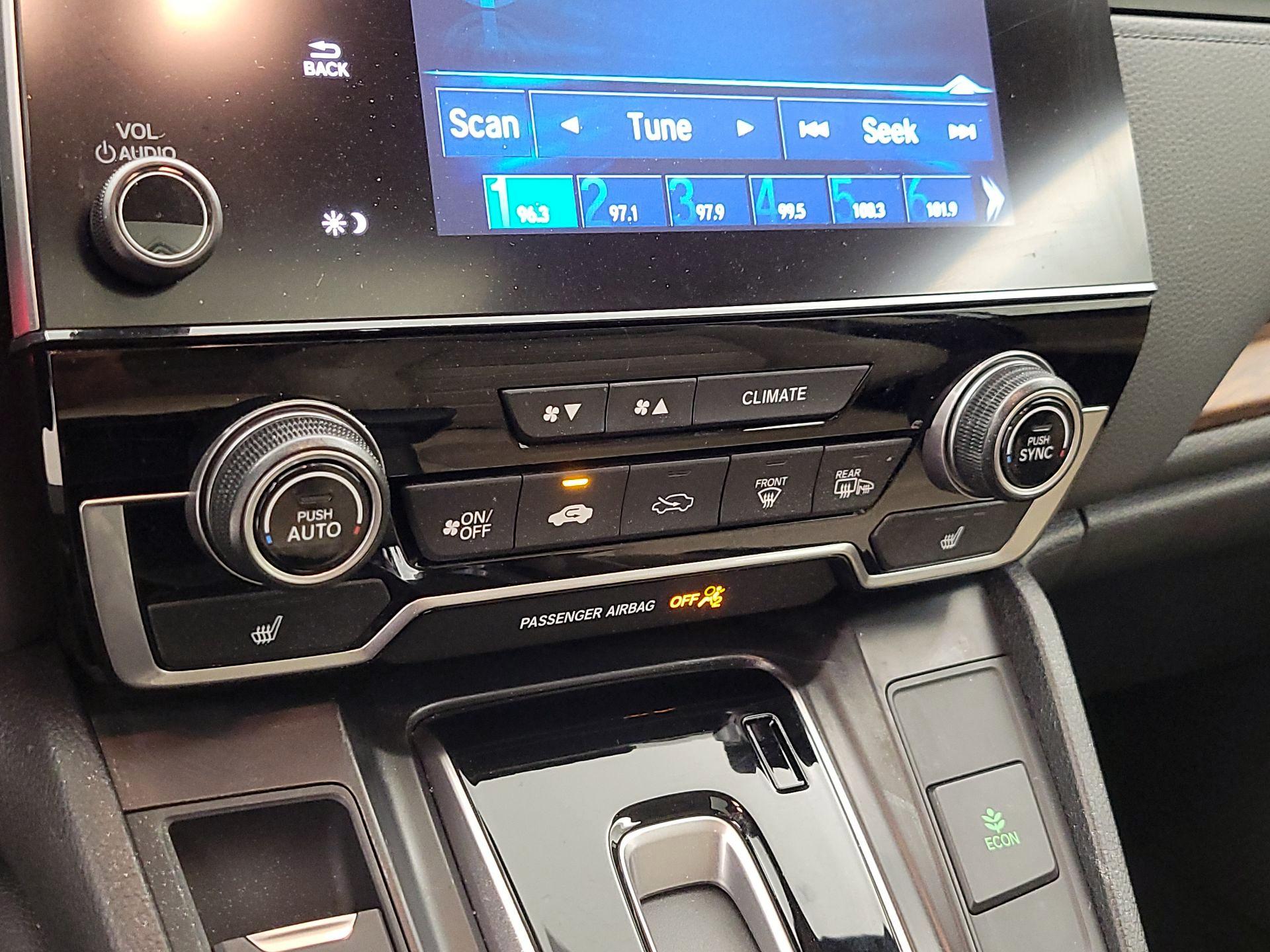 Thumbnail: 2018 Honda CR-V - 16