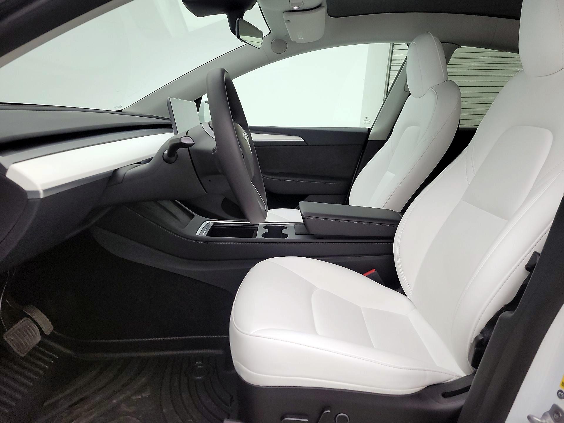 Thumbnail: 2023 Tesla Model Y - 11