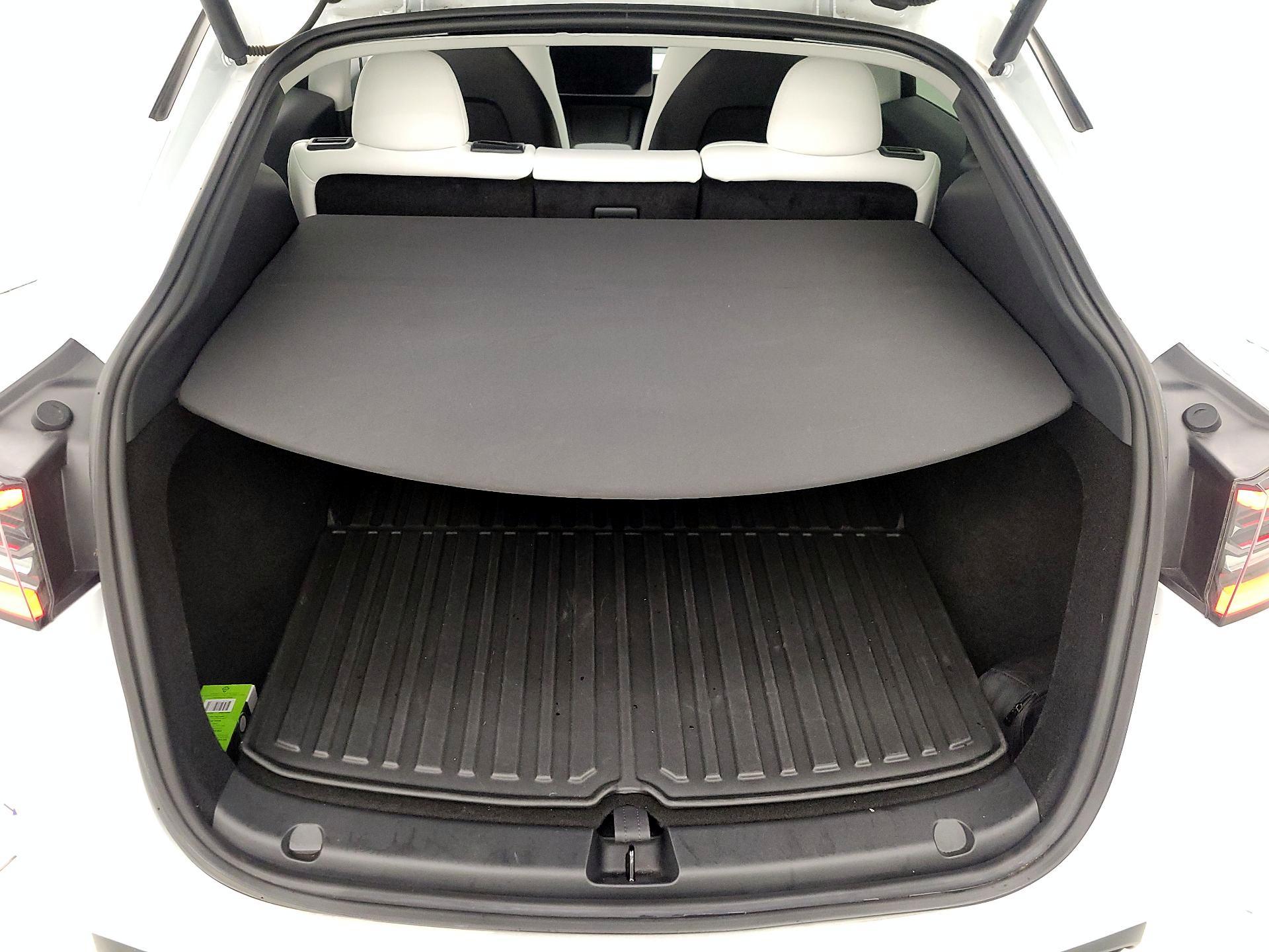 Thumbnail: 2023 Tesla Model Y - 20