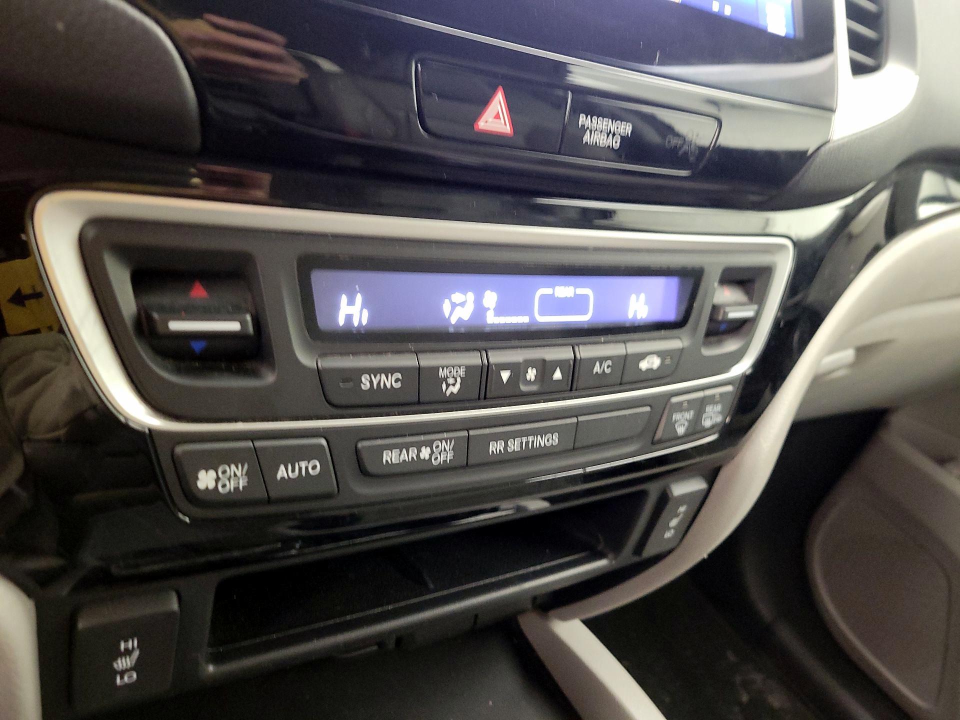 Thumbnail: 2017 Honda Ridgeline - 17