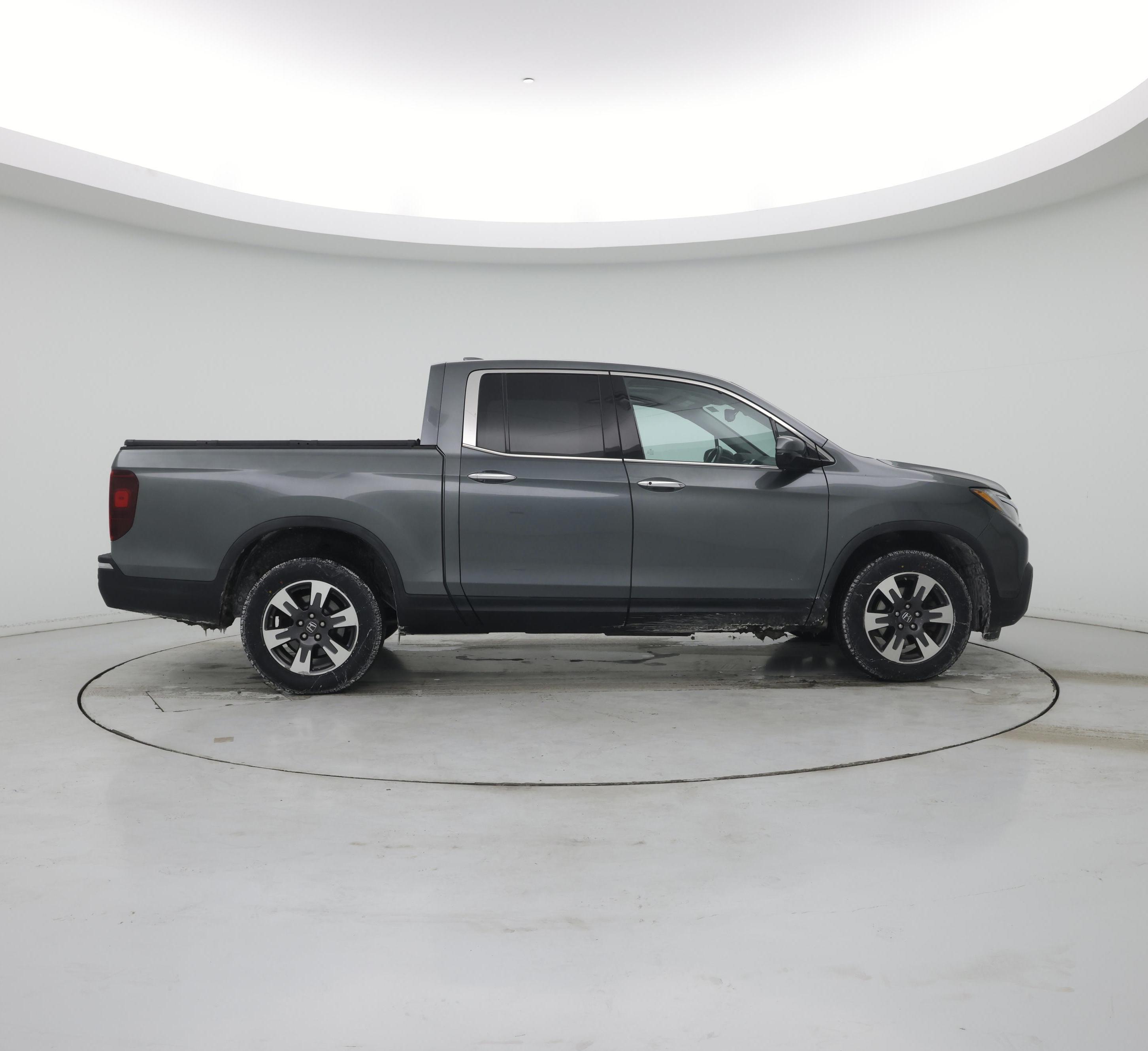 Thumbnail: 2017 Honda Ridgeline - 7