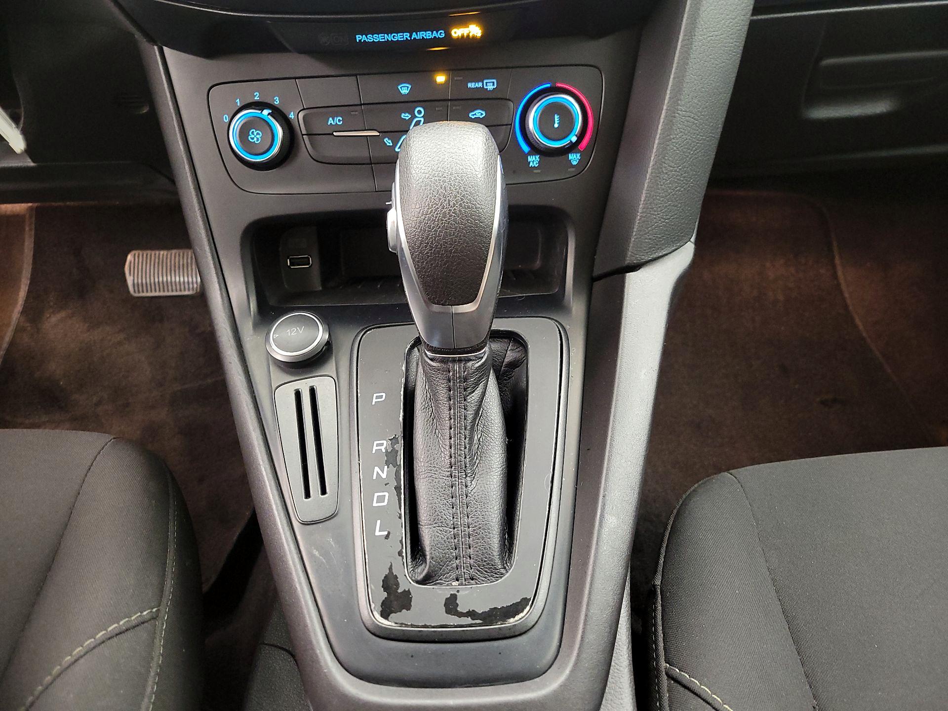 Thumbnail: 2017 Ford Focus - 17