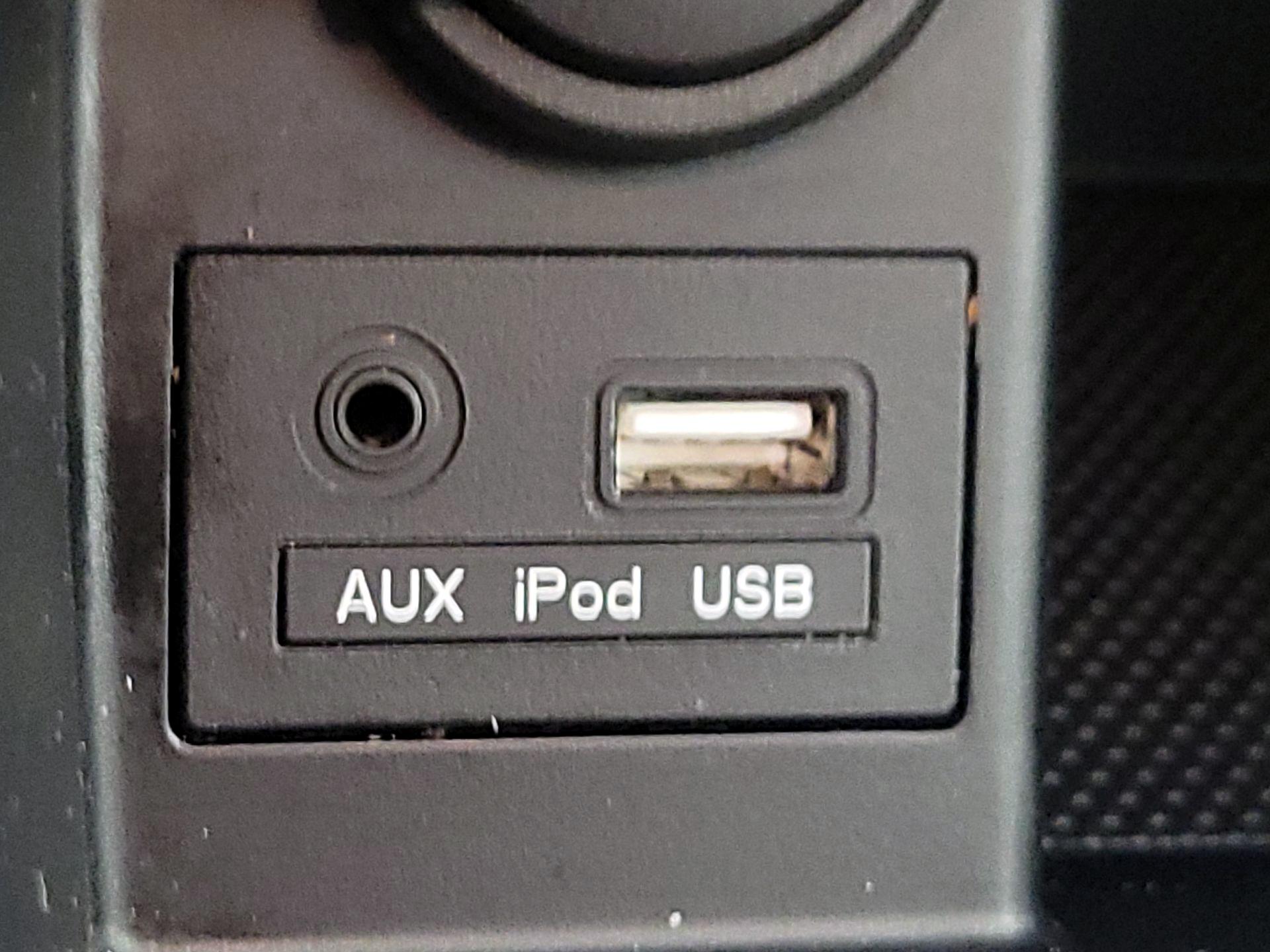 Thumbnail: 2014 Hyundai Elantra - 18