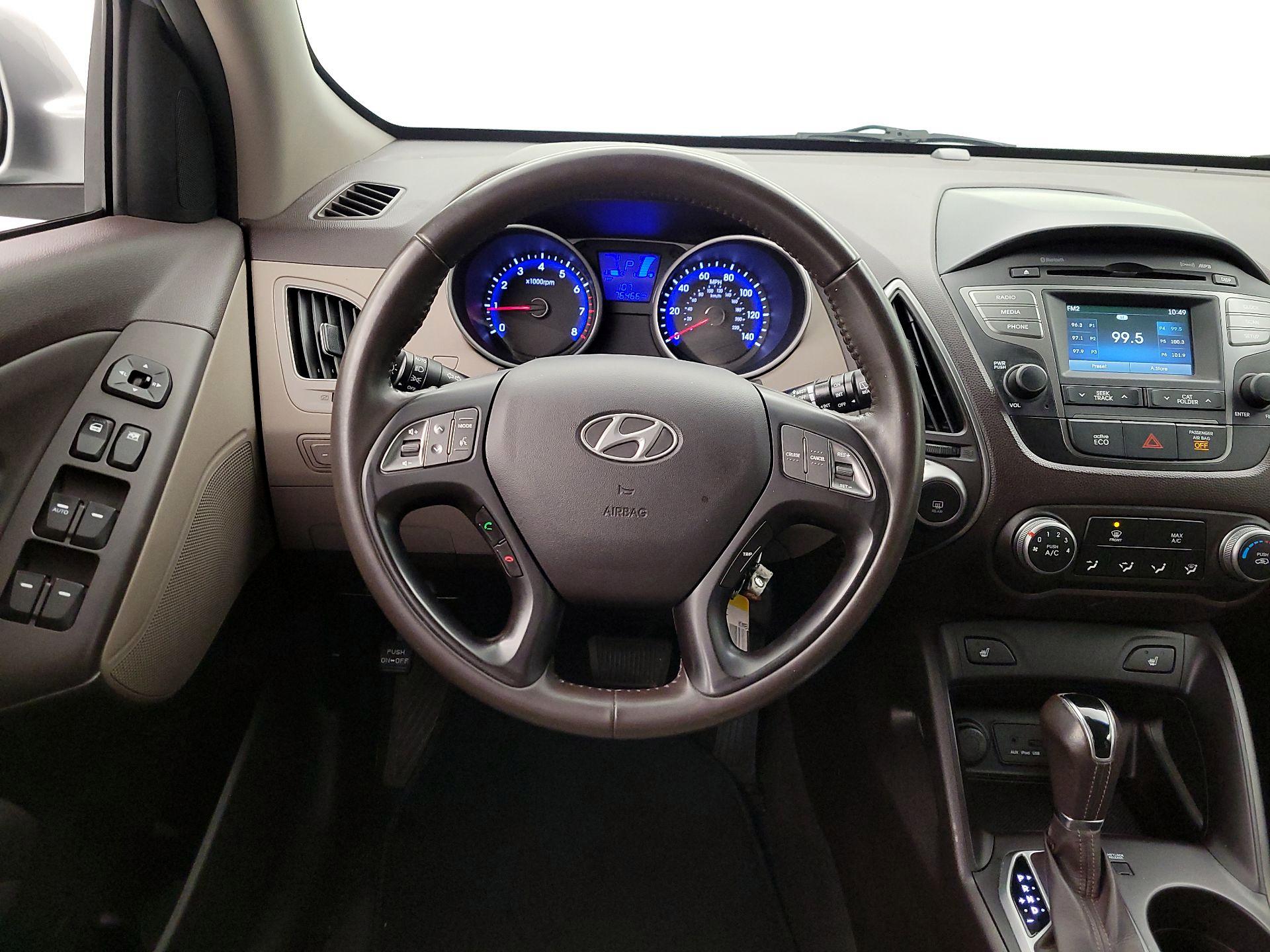 Thumbnail: 2014 Hyundai Tucson - 10