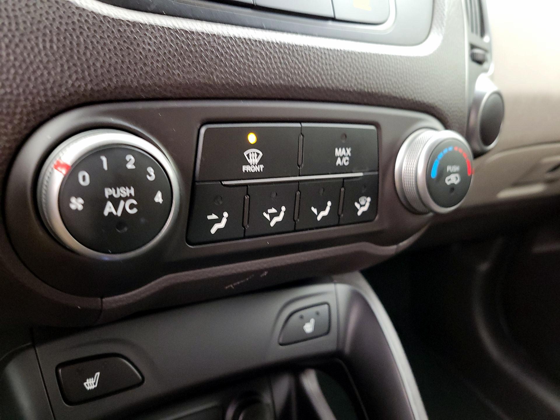 Thumbnail: 2014 Hyundai Tucson - 16