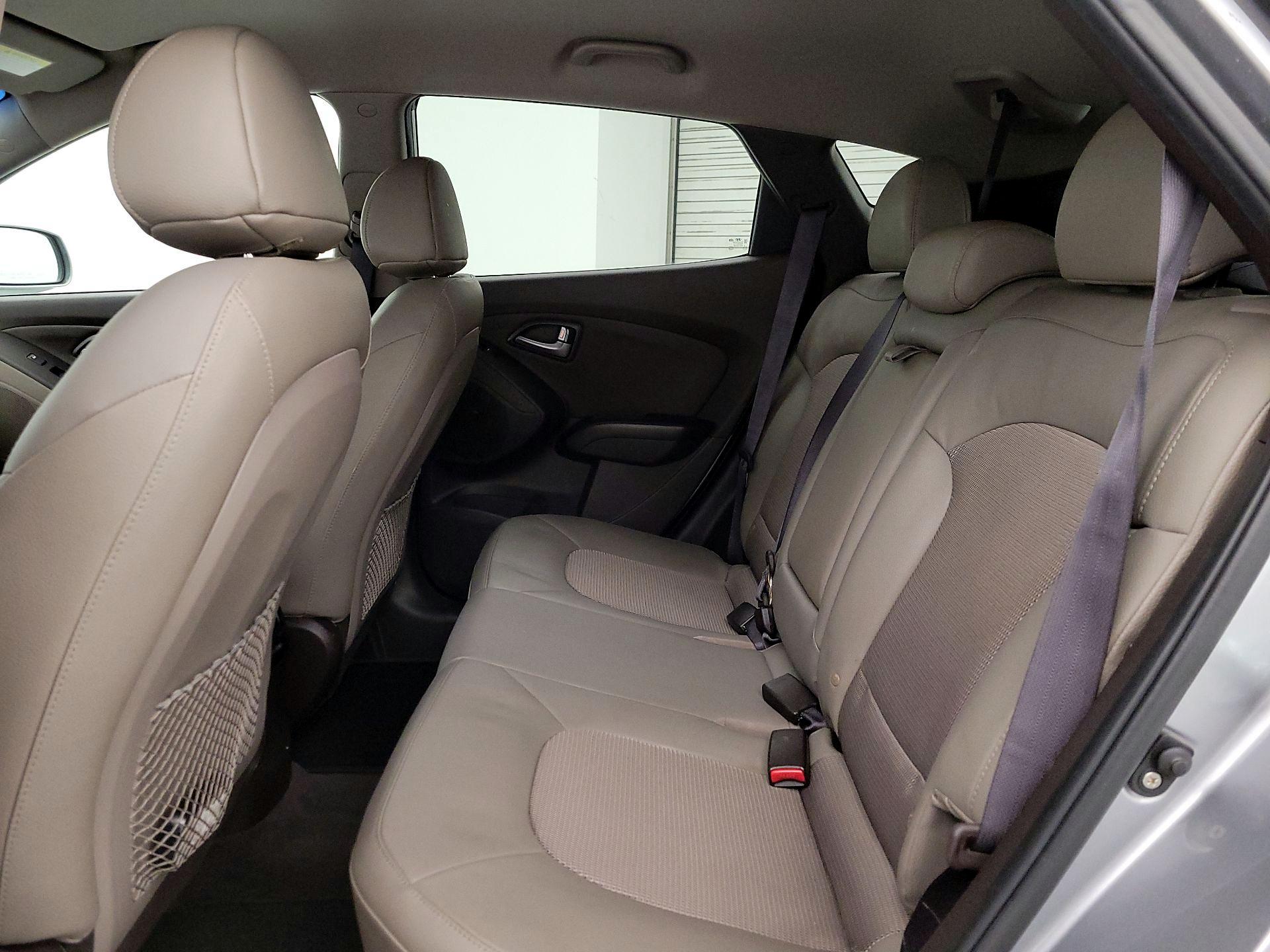 Thumbnail: 2014 Hyundai Tucson - 19