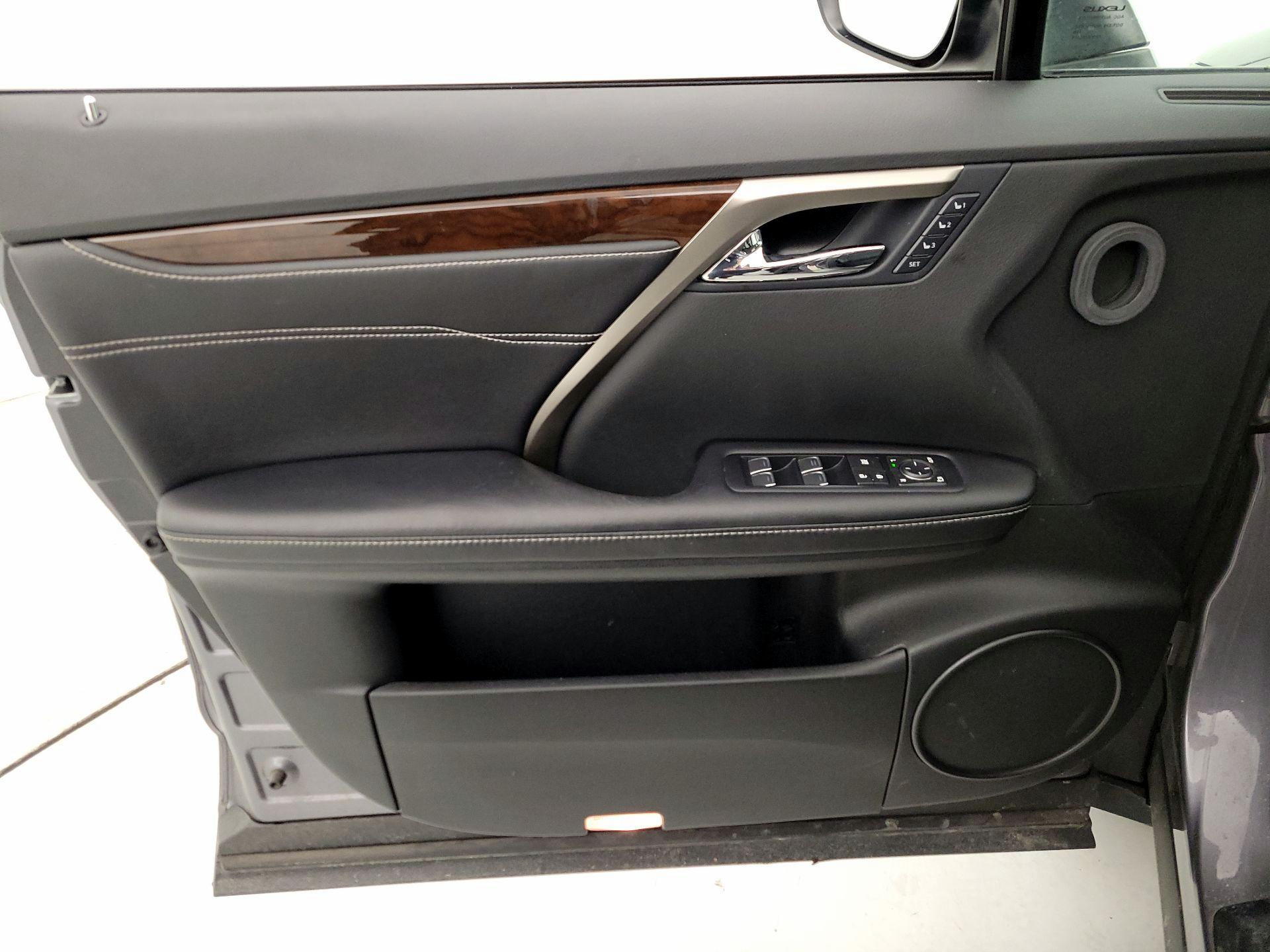 Thumbnail: 2017 Lexus RX - 12