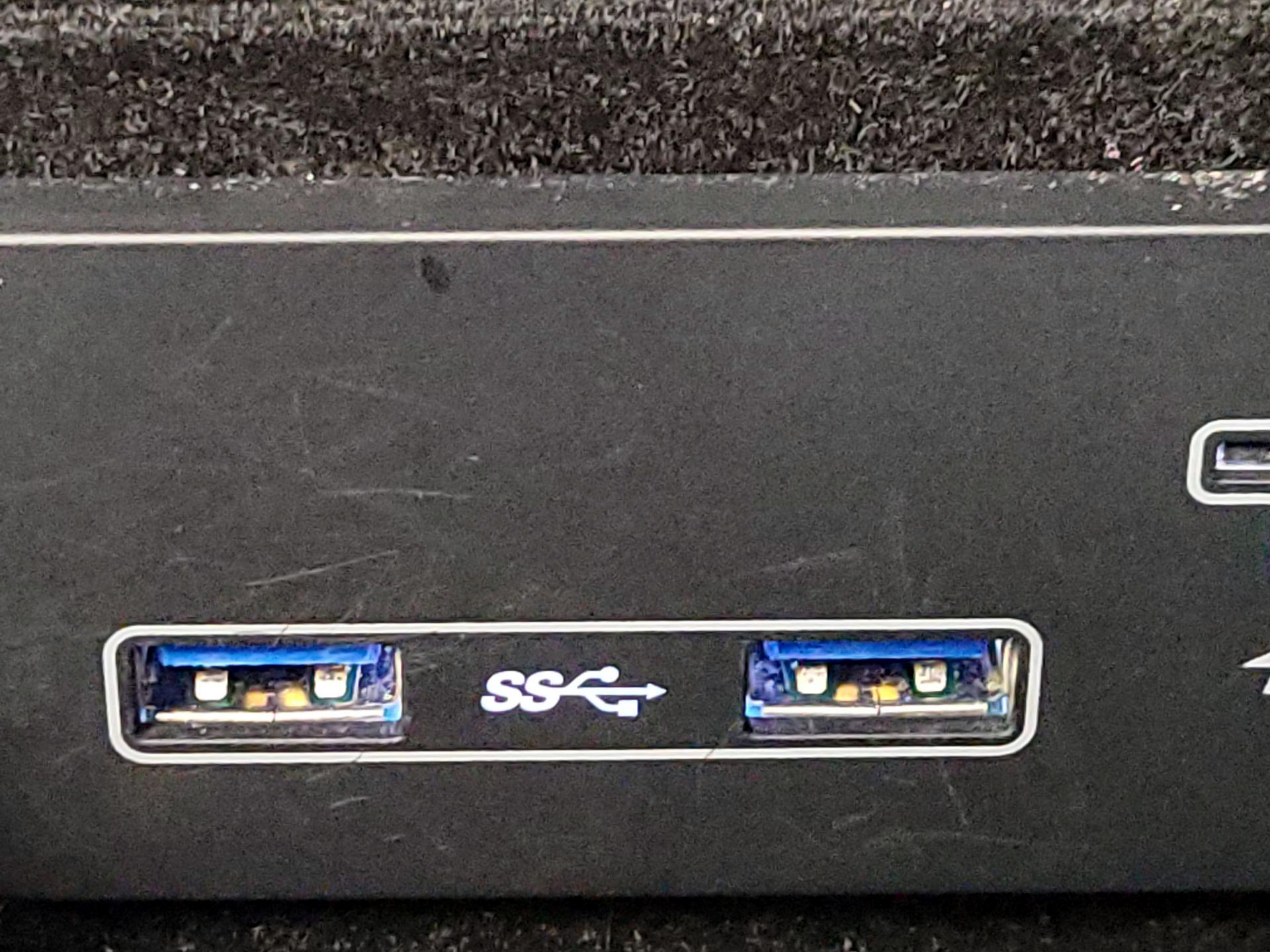 Thumbnail: 2019 Land Rover Range Rover Velar - 18