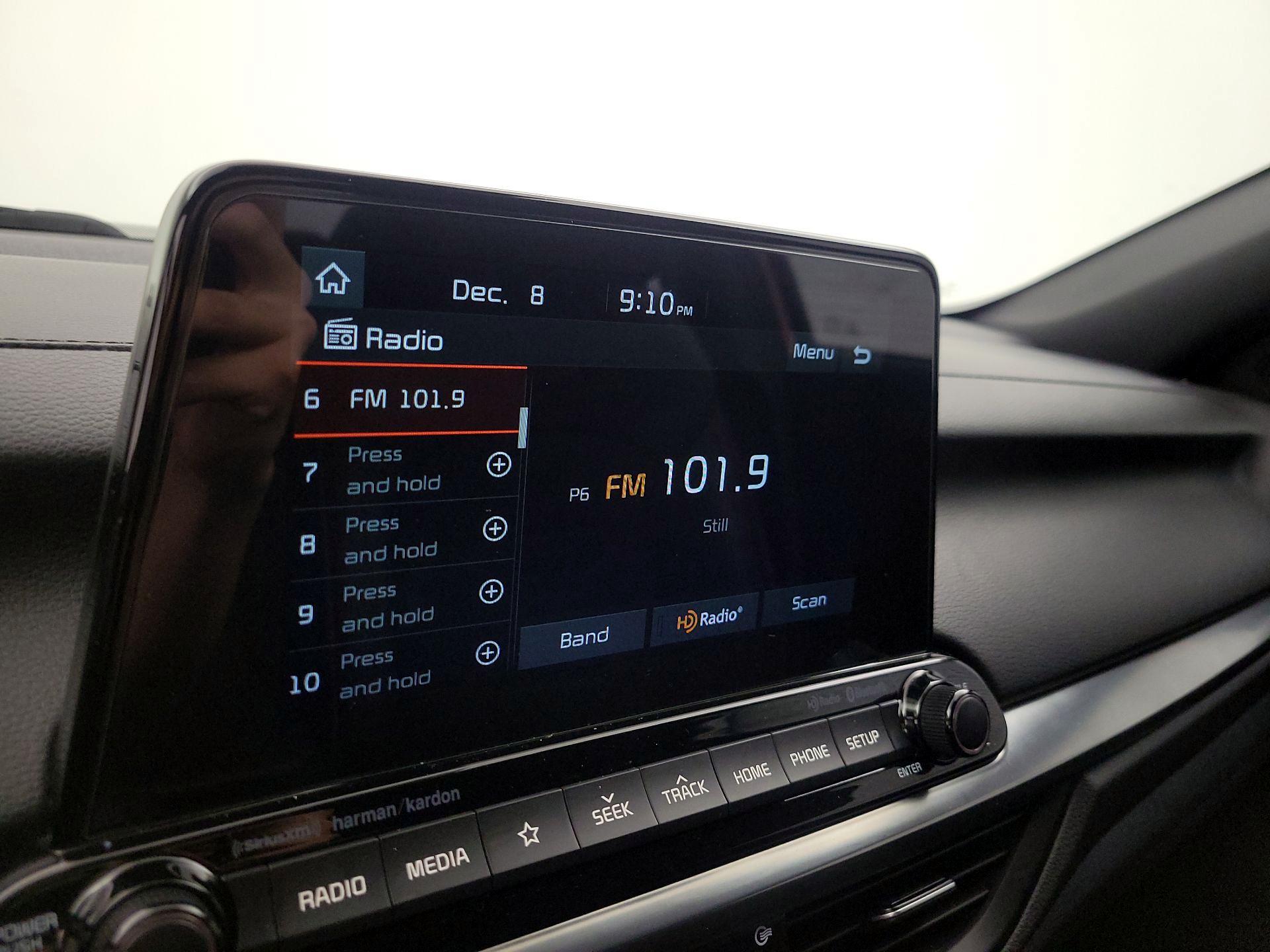 Thumbnail: 2020 Kia Forte - 15