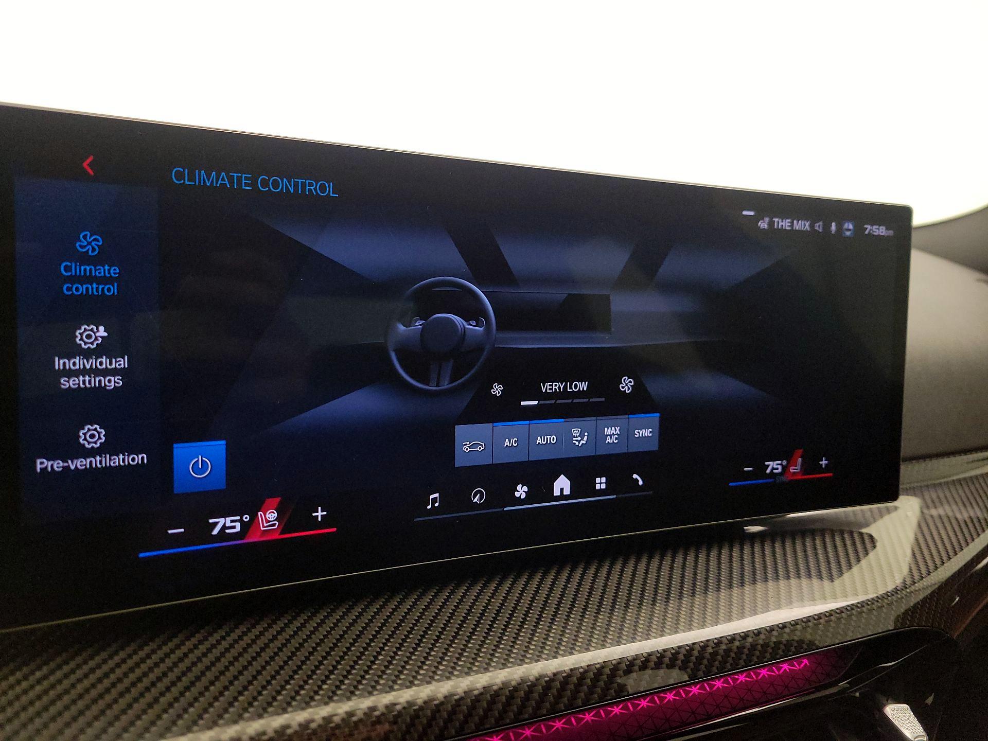 Thumbnail: 2025 BMW M3 - 17