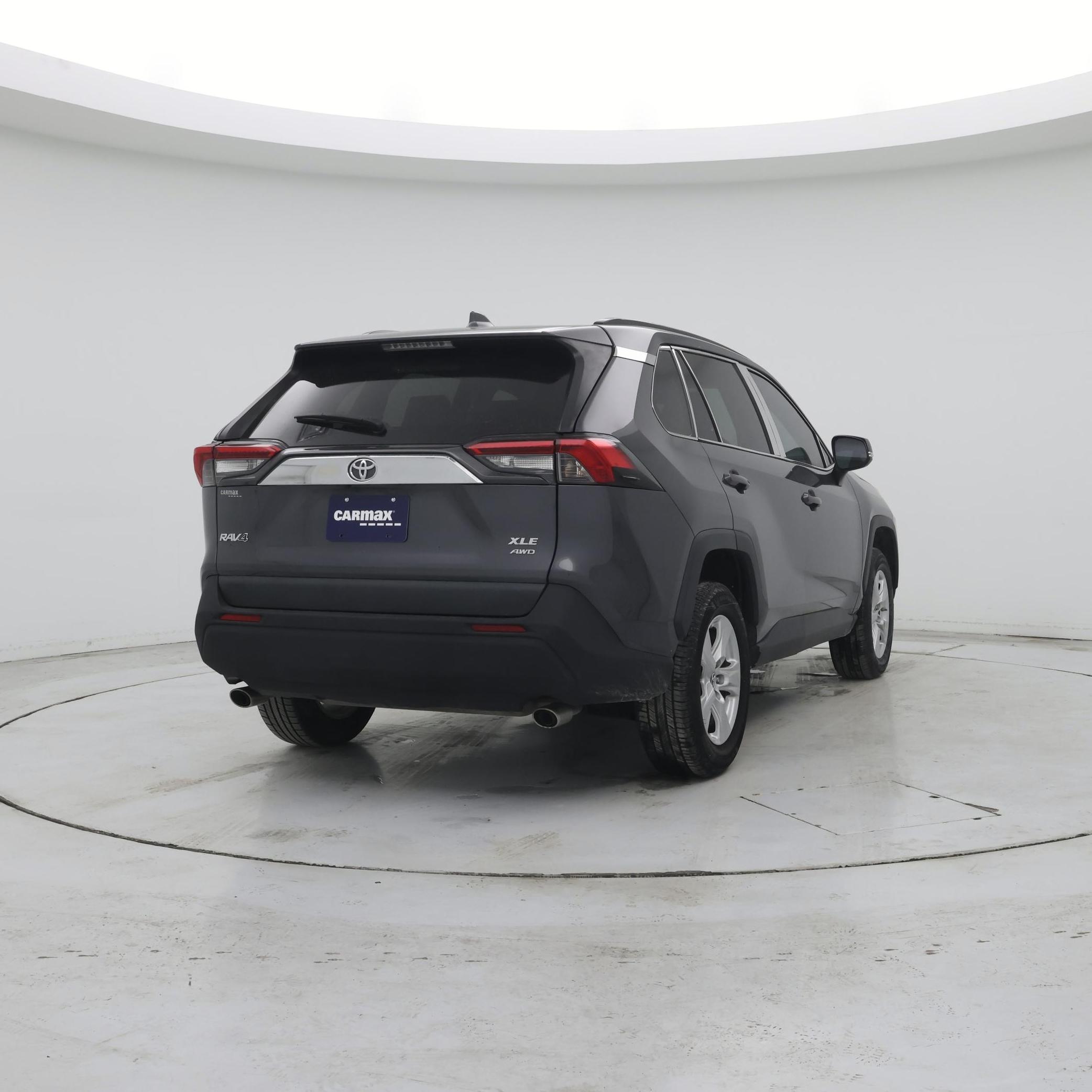 Thumbnail: 2019 Toyota RAV4 - 8